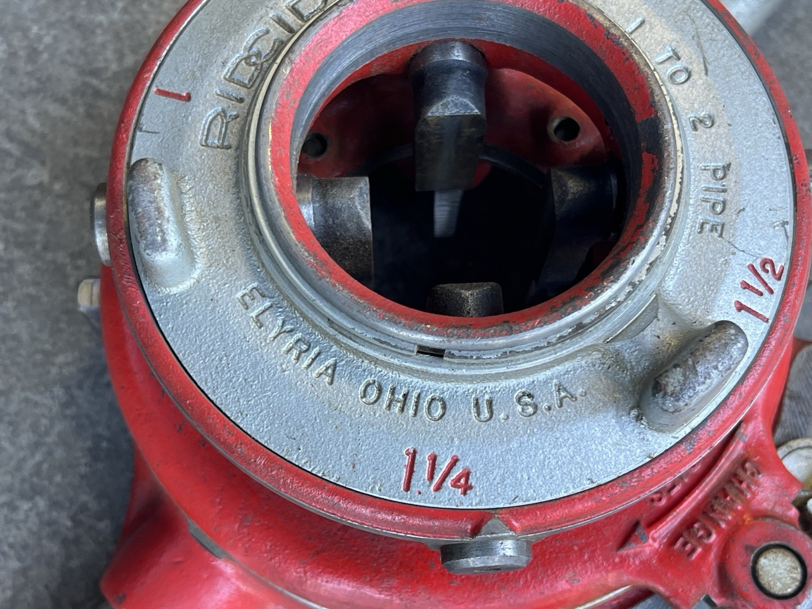 RIDGID 504 Quick Opening 1″ – 2″ NPT Manual Pipe Threading Threader Die Tool USA