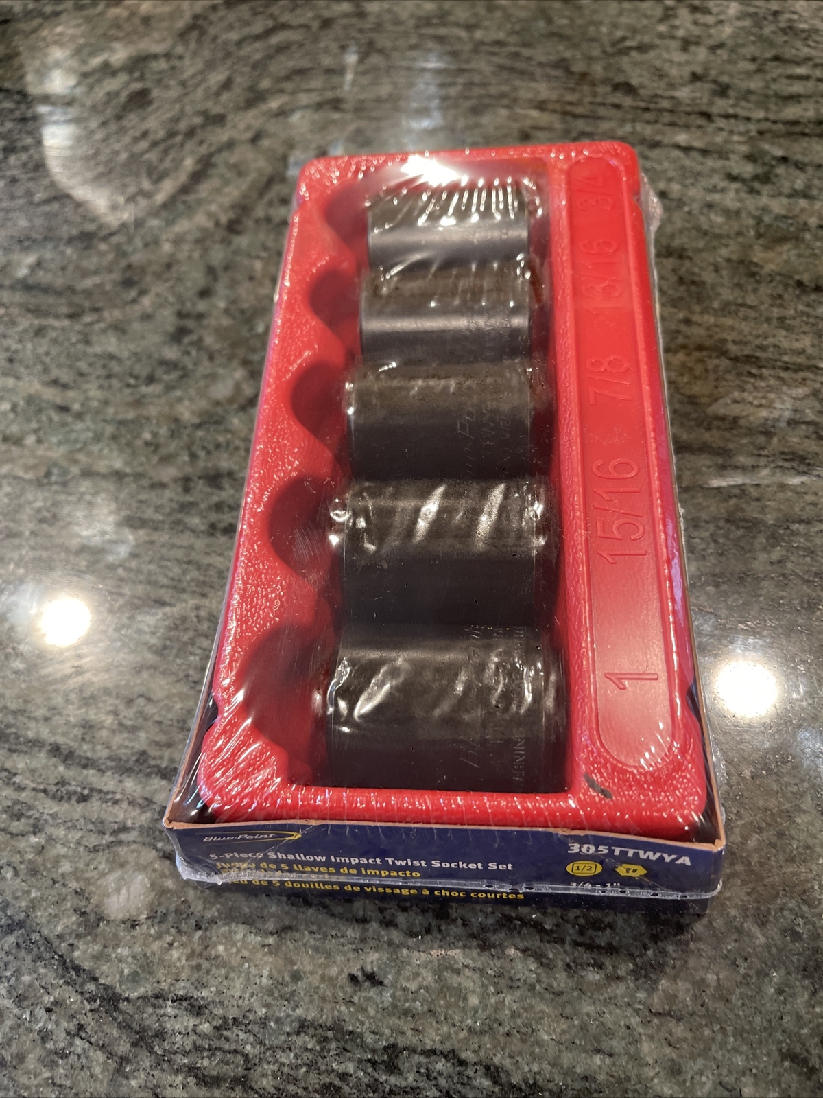 Blue-point by snap On 305ttwya 3/4-1” twist shallow socket set sealed