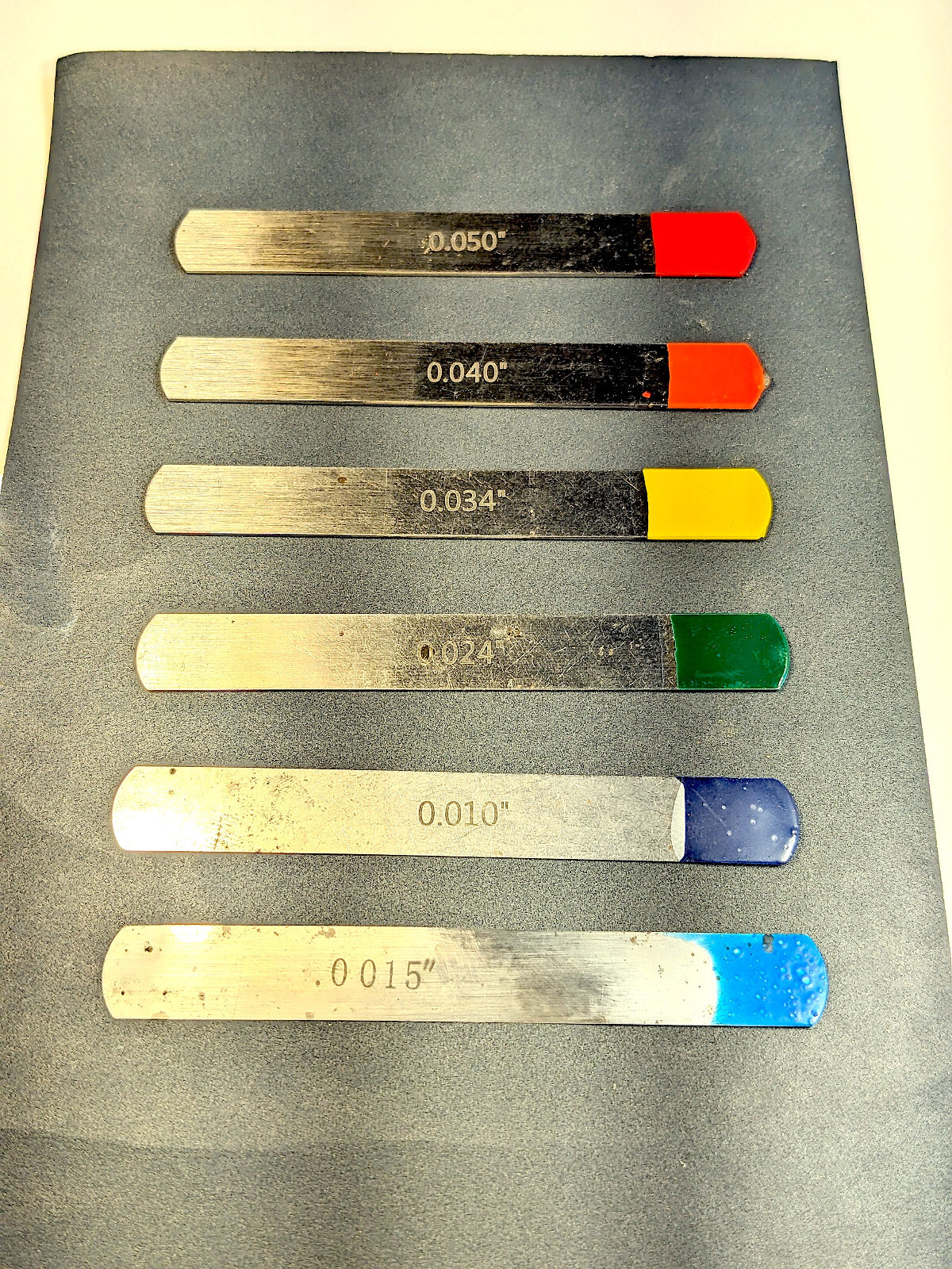 Set of 6 Color Coded Feeler Gauges for Measuring Saxophone Mouthpiece Facing.