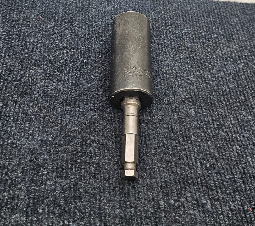 Proto 7334HT 1-1/16″ Deep Impact Socket 1/2″ Drive, 6pt W/ Apex 501-3 Extention