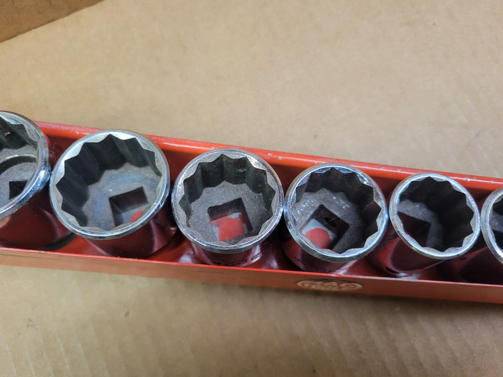 Mac Tools USA 15-Piece1/2″ Drive SAE 12-Point Socket Set 3/8 – 1-1/4″
