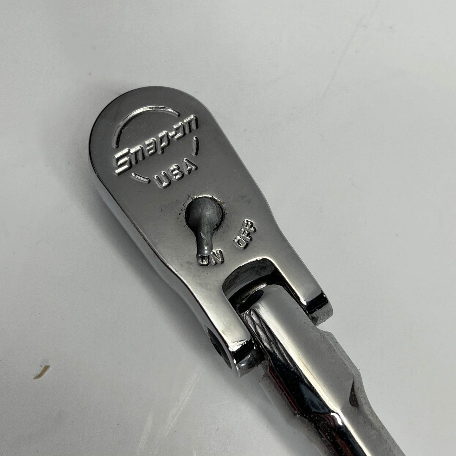 SNAP ON Soft Grip Flex Head Ratchet Set 4 Pc – 3/8″ Drive 204RT04FR (As-Is)