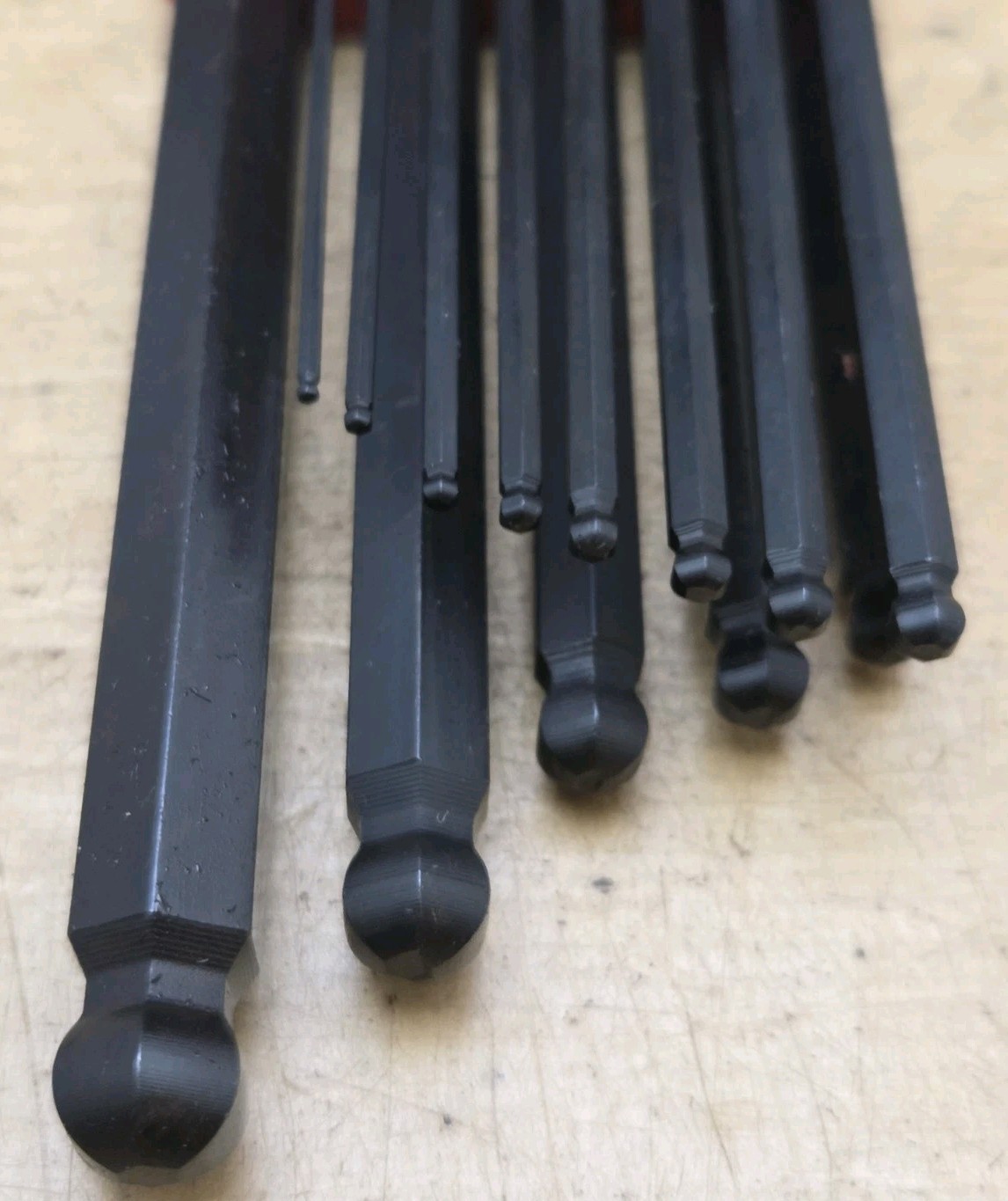New Snap On BHS13A – 13 Pc SAE L-Shaped Ball Hex Wrench Set (0.05 – 3/8″)