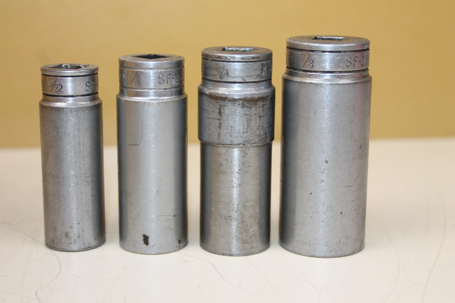 (4) Snap-On Sockets «SF» 191, 221, 241, 281 ~ 3/8″ Dr. ~ 12 Point (loc:LD1)