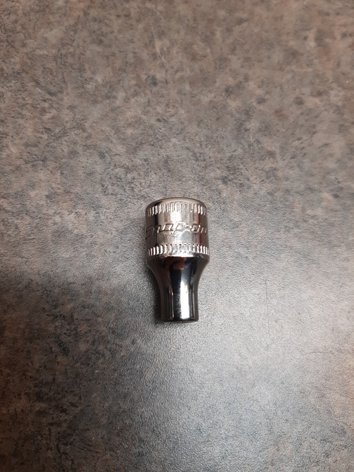 Snap-on tool USA 1/4″ drive Metric 4mm Shallow 6-point Chrome Socket wrench TMM4