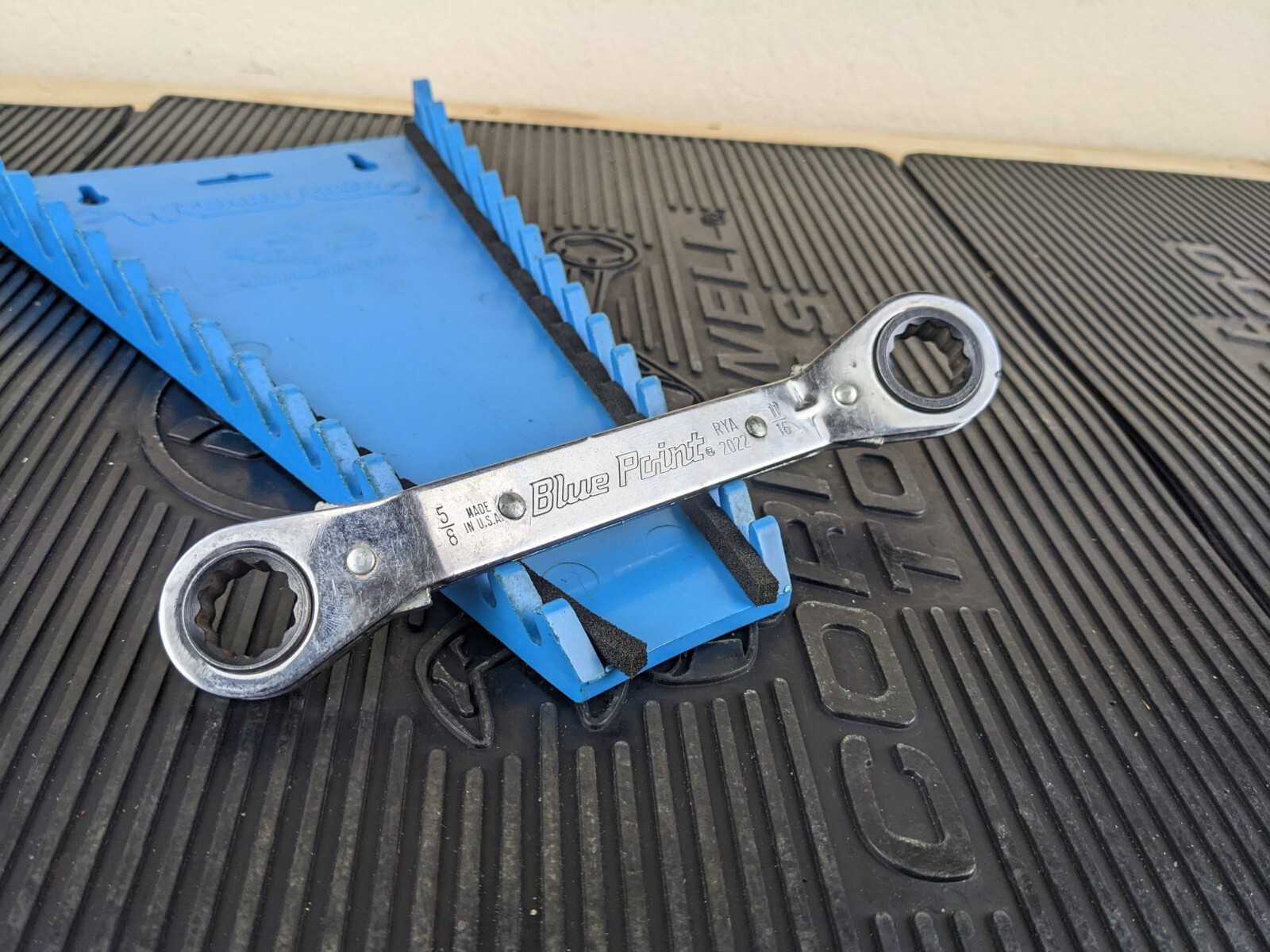 #al495 BLUE POINT RYA2022 5/8″ x 11/16″ 12 POINT OFFSET RATCHETING BOX WRENCH