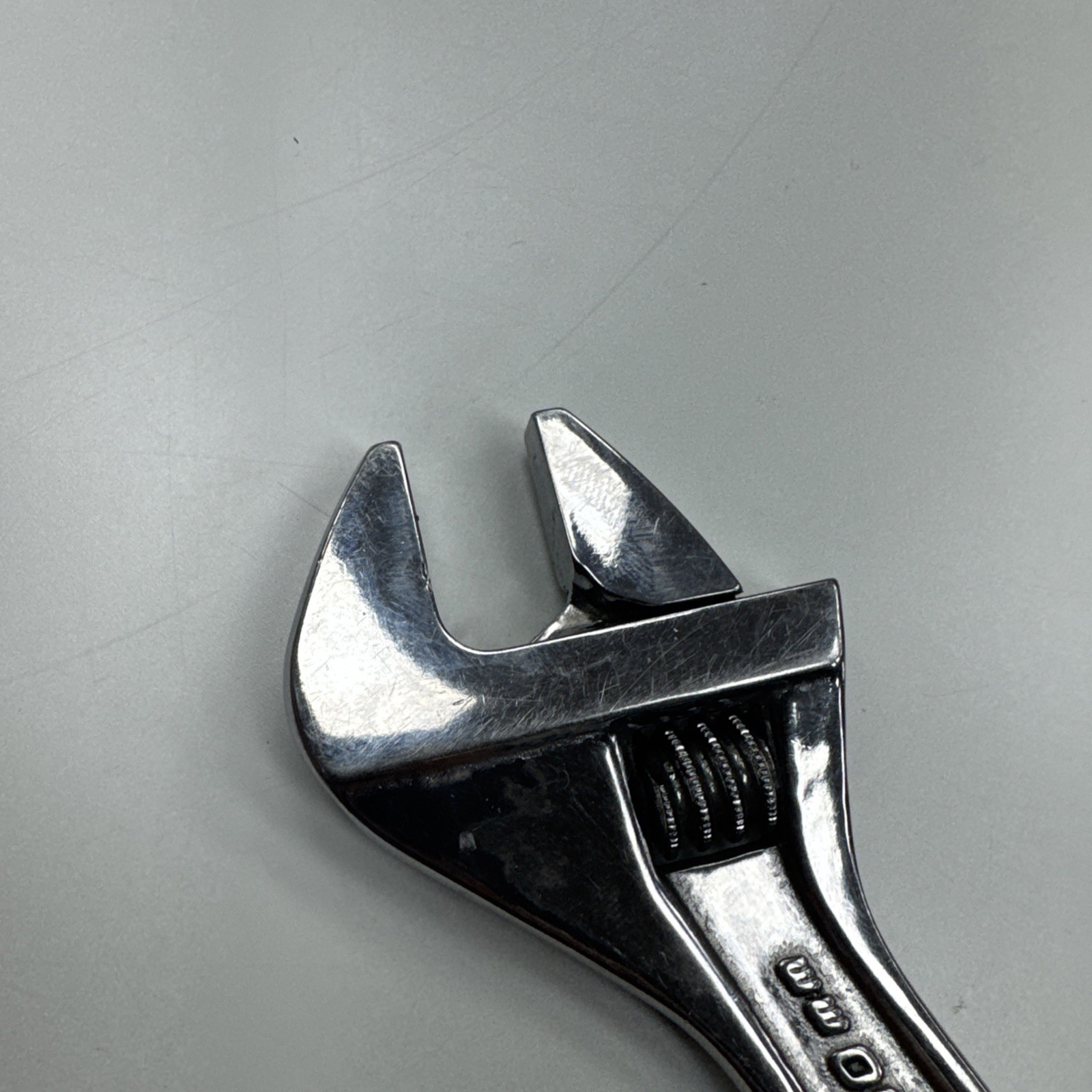 Snap-On Tools USA AD6 6″ / 150mm Full Polish Chrome Finish Adjustable Wrench