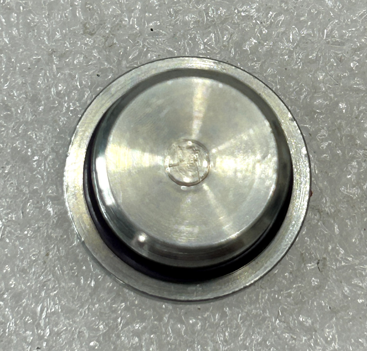 (01 Pc) CNH 221578A1 Hex Socket Plug M18 x 1.5 x 12.5 , New