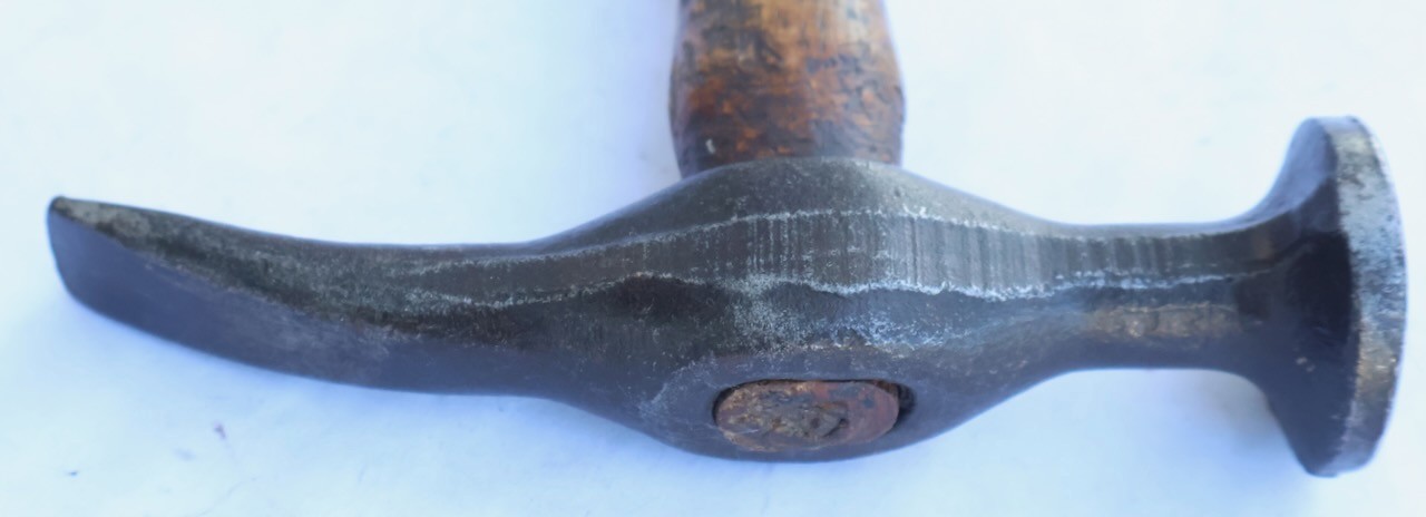 15.6 Oz. Unbranded Auto Body Repair Short Curve Cross Peen Hammer / MT Tools