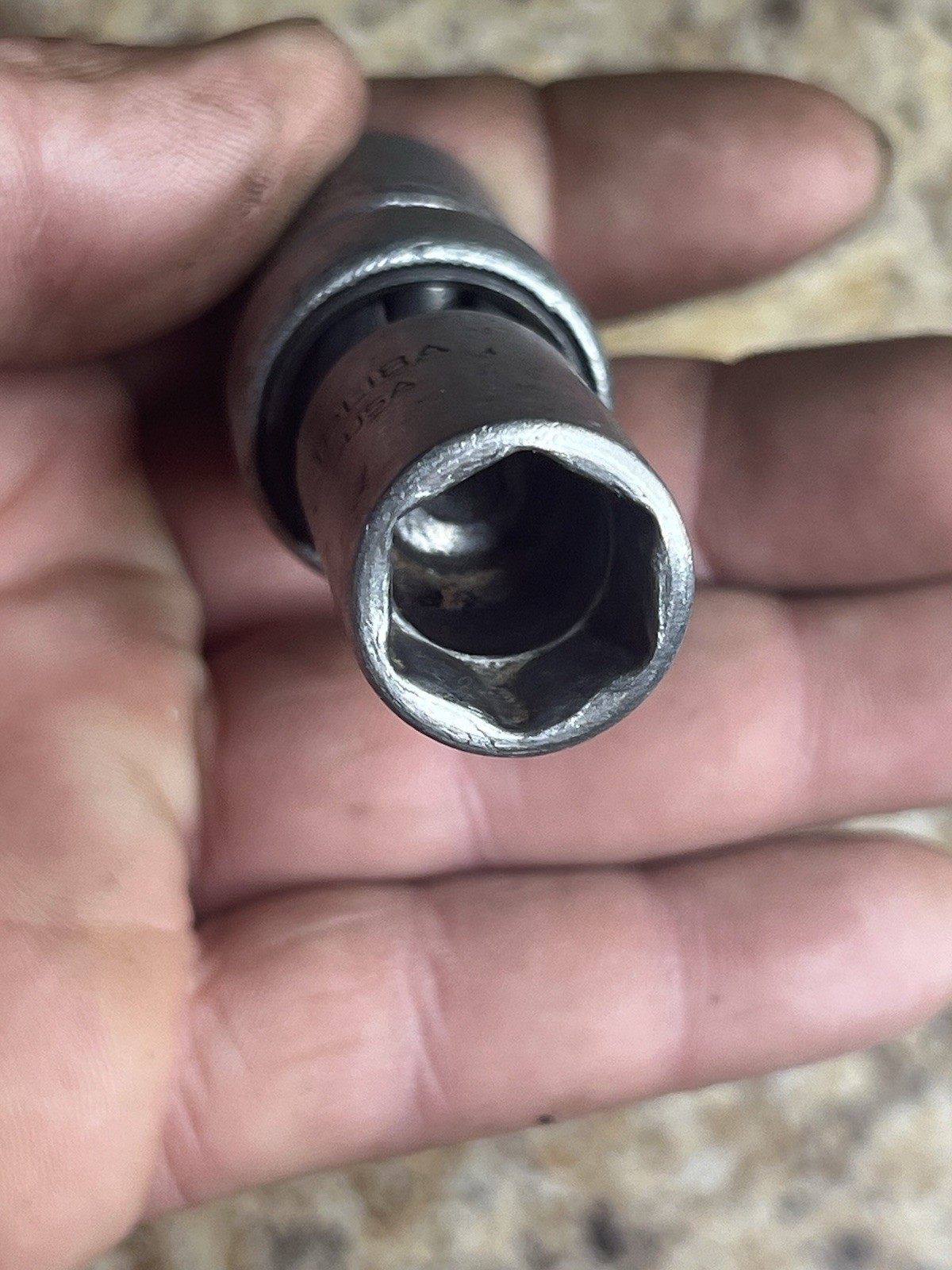 Snap On IPL18A 1/2″ Dr 6-Point 9/16″ Flank Drive Shallow Swivel Impact Socket