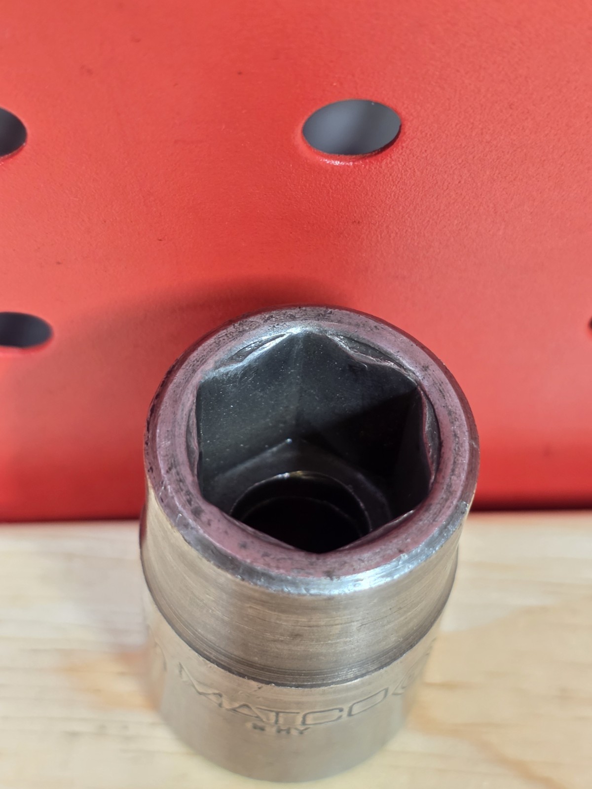 Matco Tools CP15M6 15mm Metric 1/2″ Drive Shallow 6-Point Impact Socket