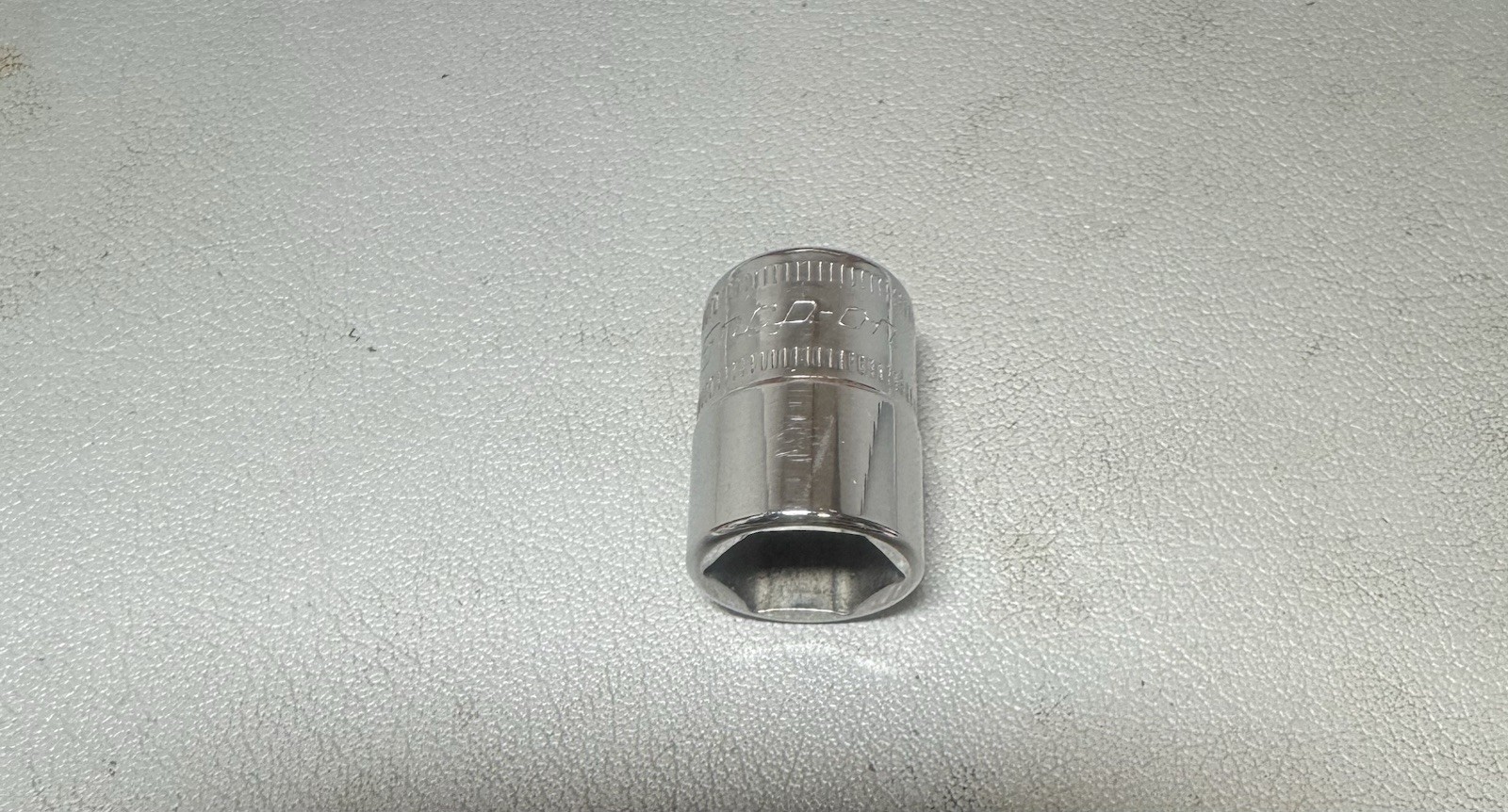 Snap-on 3/8″ Drive 13mm Metric 6 Point Shallow Chrome Socket FSM131