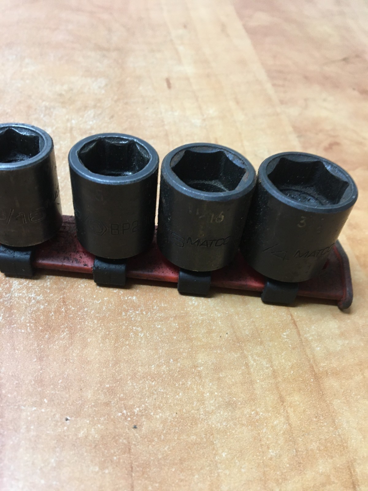 Matco Tools 8 Piece 3/8» Drive 6 Point SAE 5/16-3/4″ Impact Socket Set w/Holder