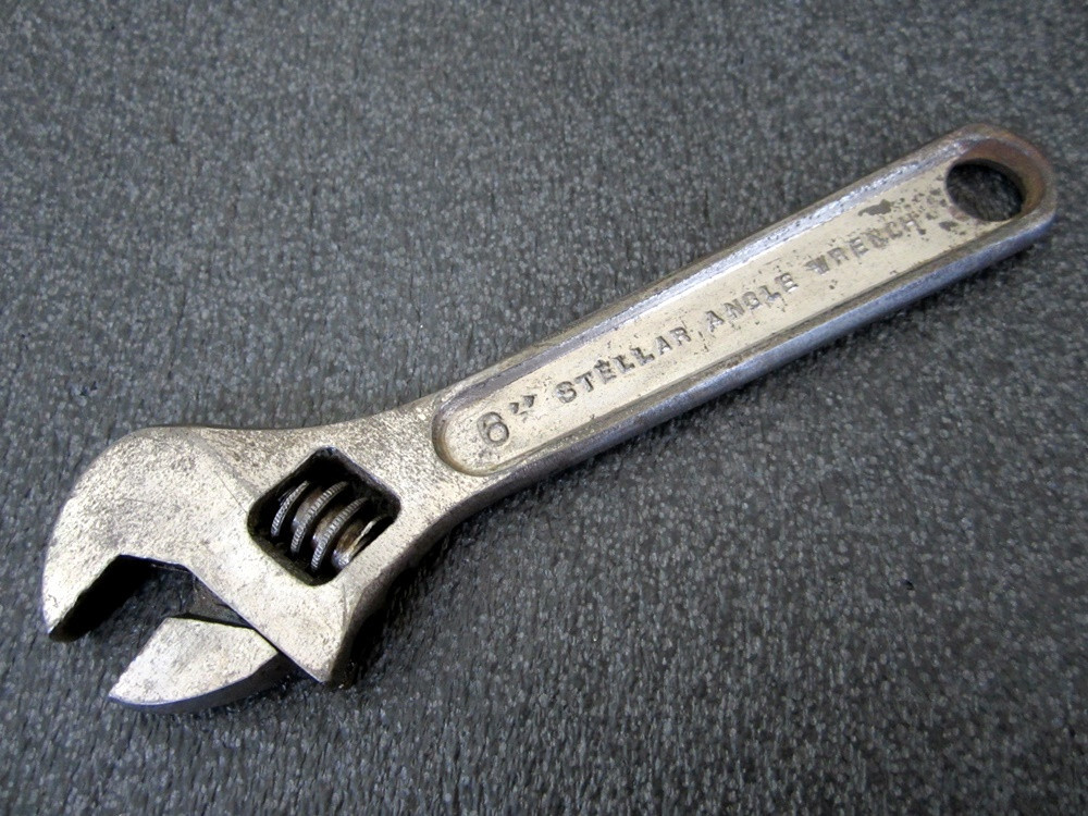 Vintage Stellar 6″ Angle Wrench Hot Dropped Forge Steel – Germany?