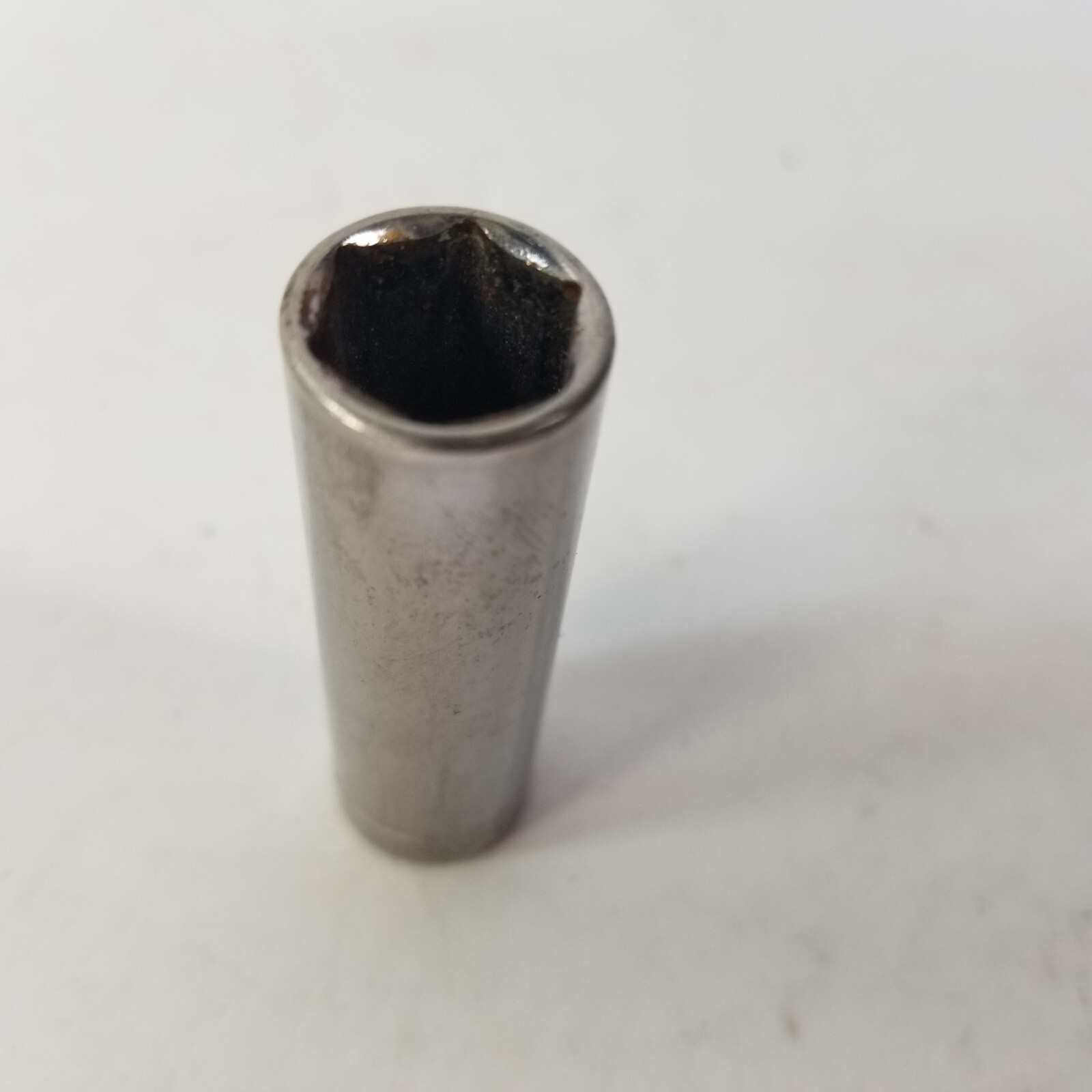 Craftsman USA 7/16″ Deep Socket 1/4″ Dr. 6 Pt, Inverted G2 43578