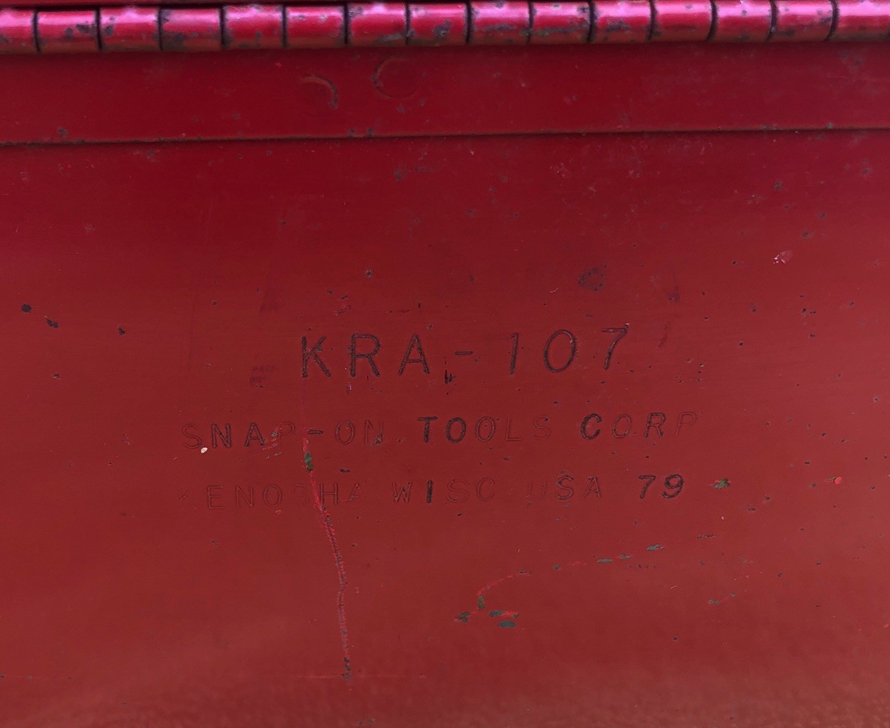 Vintage Snap-On Tools No. KRA-107 Metal Box With Hub Puller