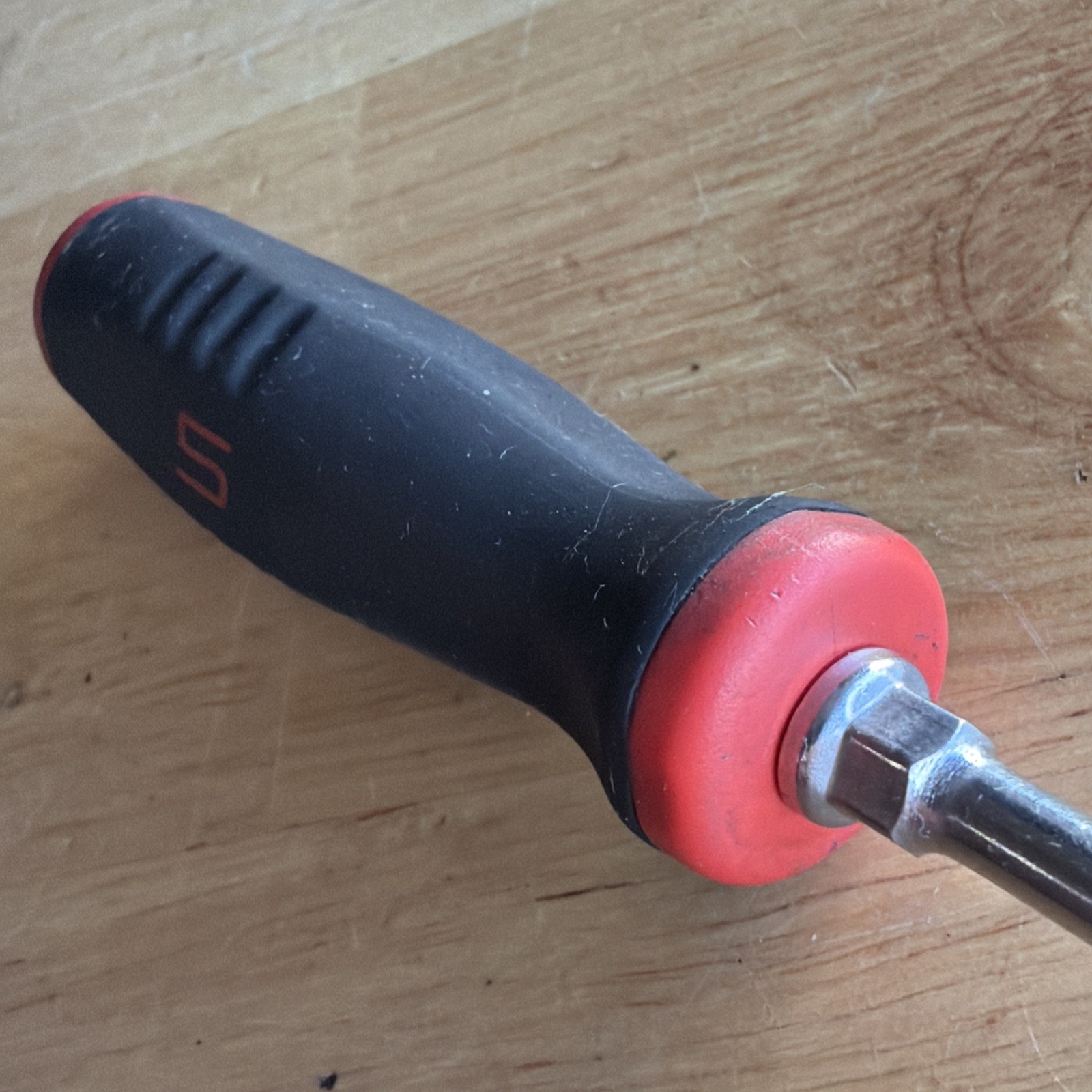 Snap On Tools Mini T20 Torx Driver Screwdriver Red Black Soft Grip SGDT320 USA