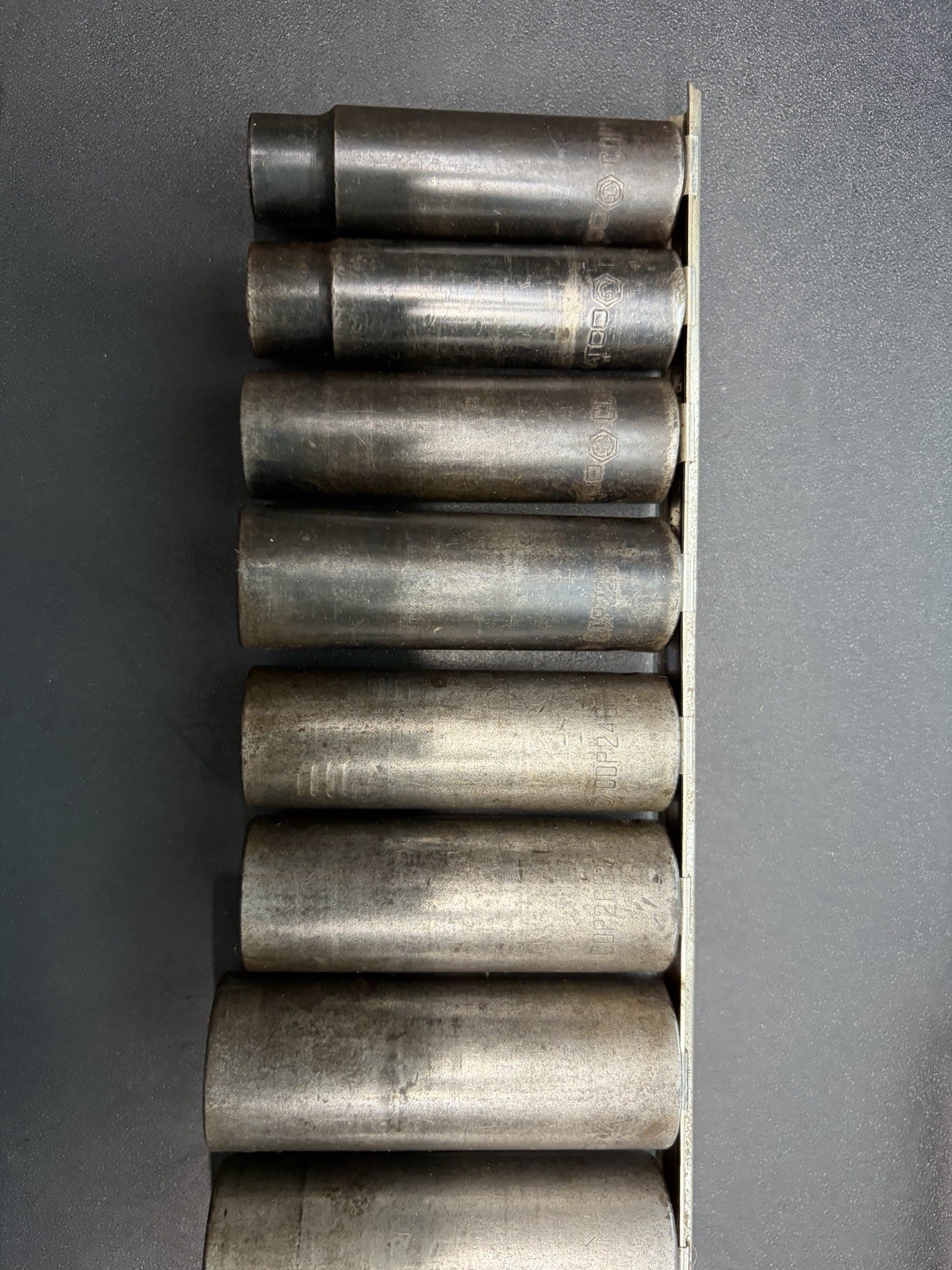 Matco Tools 1/2″ Drive 12pc 6pt Deep Impact Socket Set 1/2″ to 1-1/4″