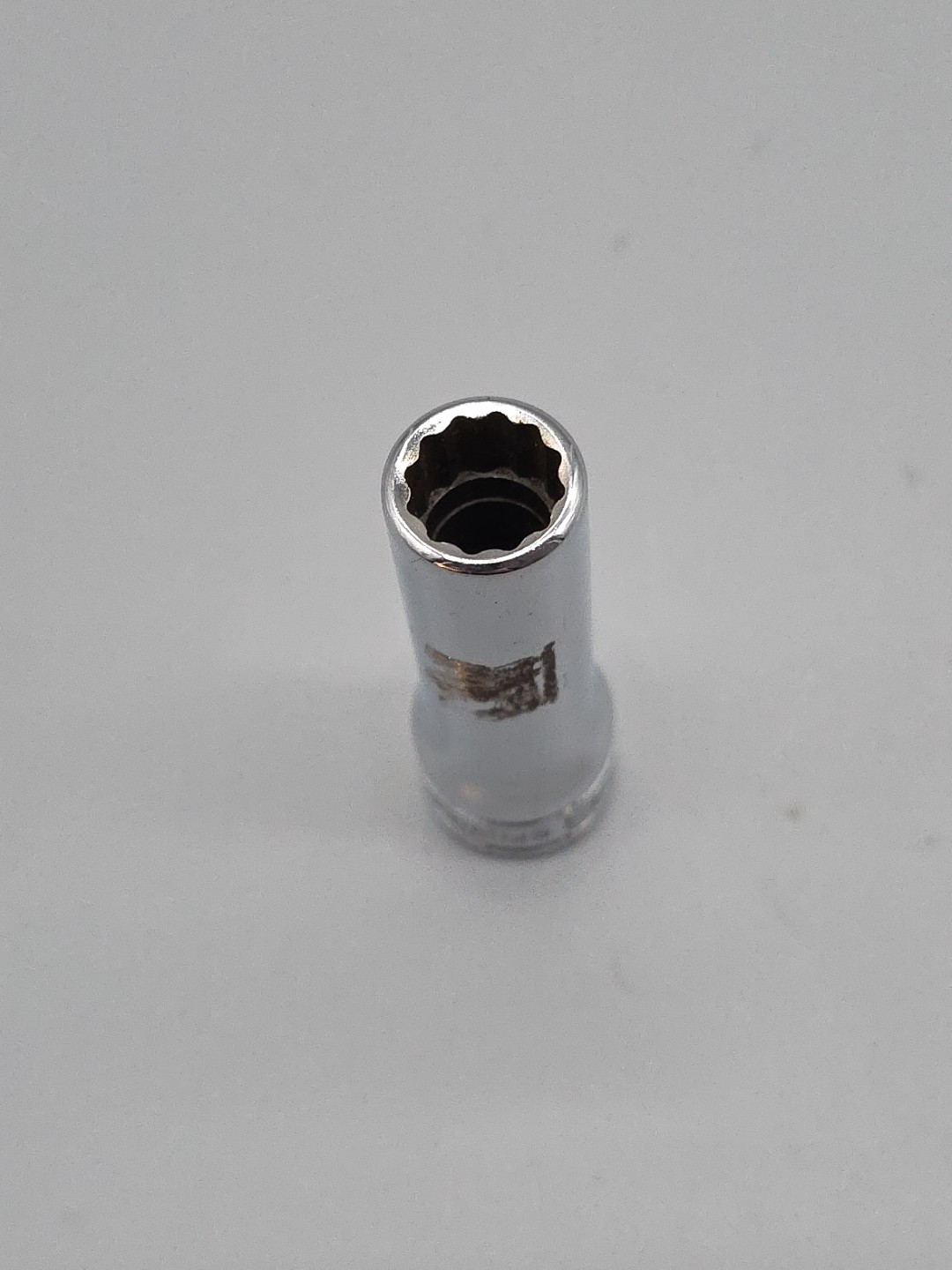 Snap-On Tools SF121 3/8” Deep Socket 3/8” Drive 12pt USA