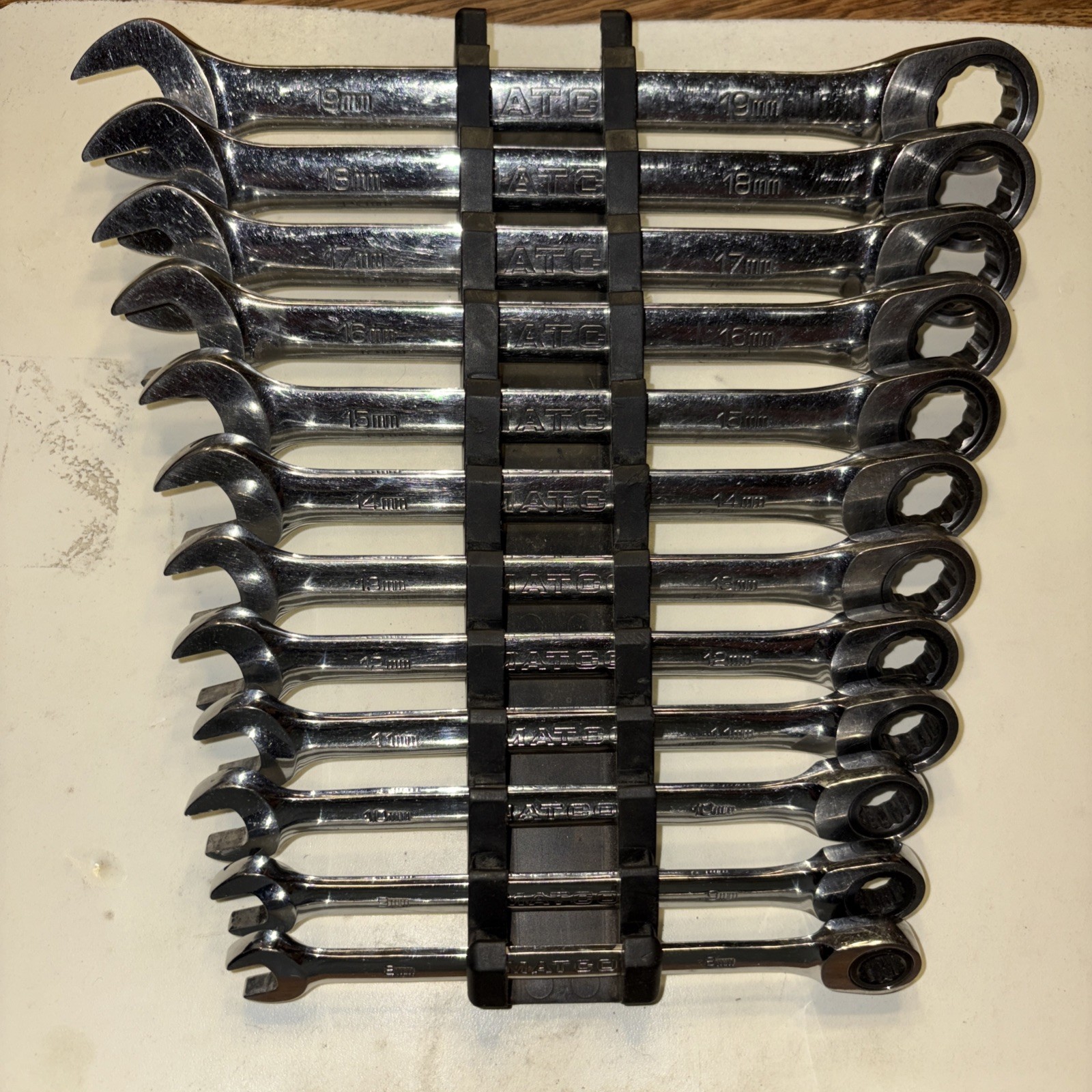 Matco Ratcheting Wrench Set 8mm Up Too 19mm 12-Piece Set In Excellent Condition!