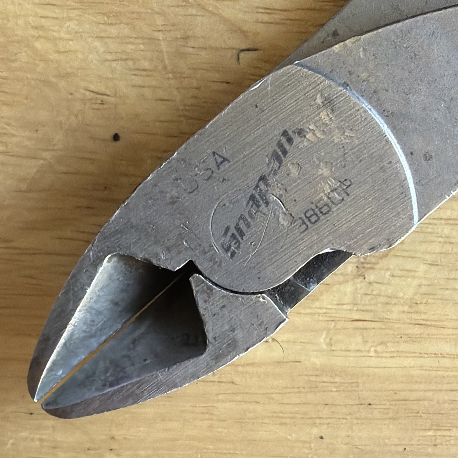 Snap On Tools 8.5″ Long Diagonal Cutters Cutting Pliers Red 388CF Made in USA