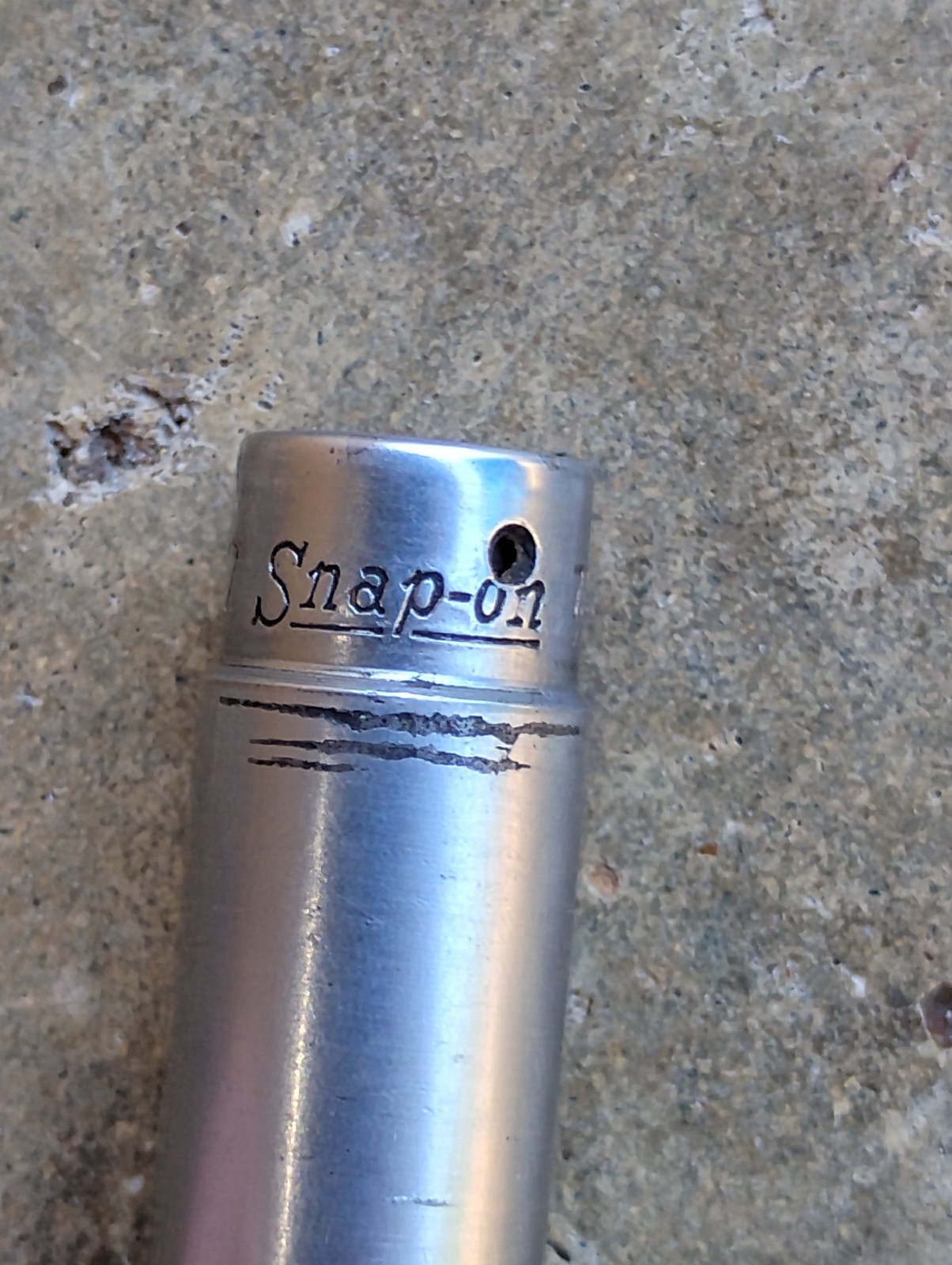 Snap On 1/4″ Drive 7/16″ 6PT SAE Deep Chrome Socket STM14