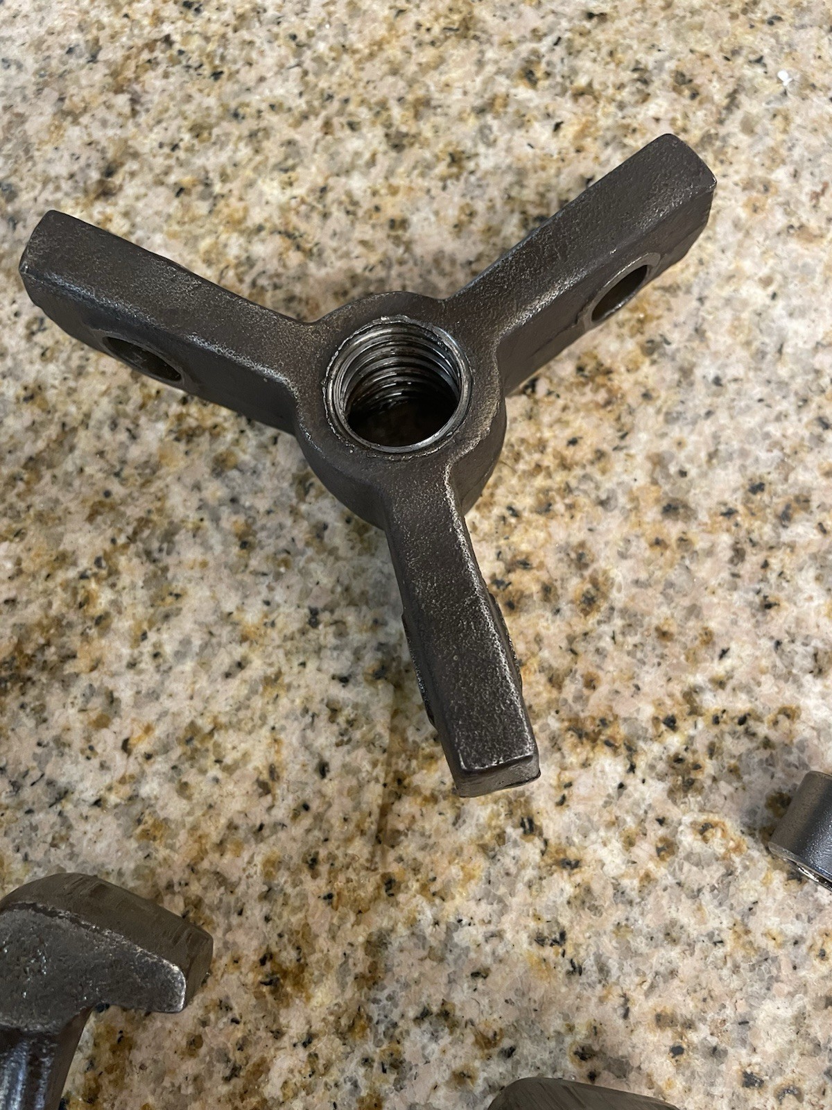 Alltrade Large 8 Inch 3 Jaw Inside Outside Professional Puller