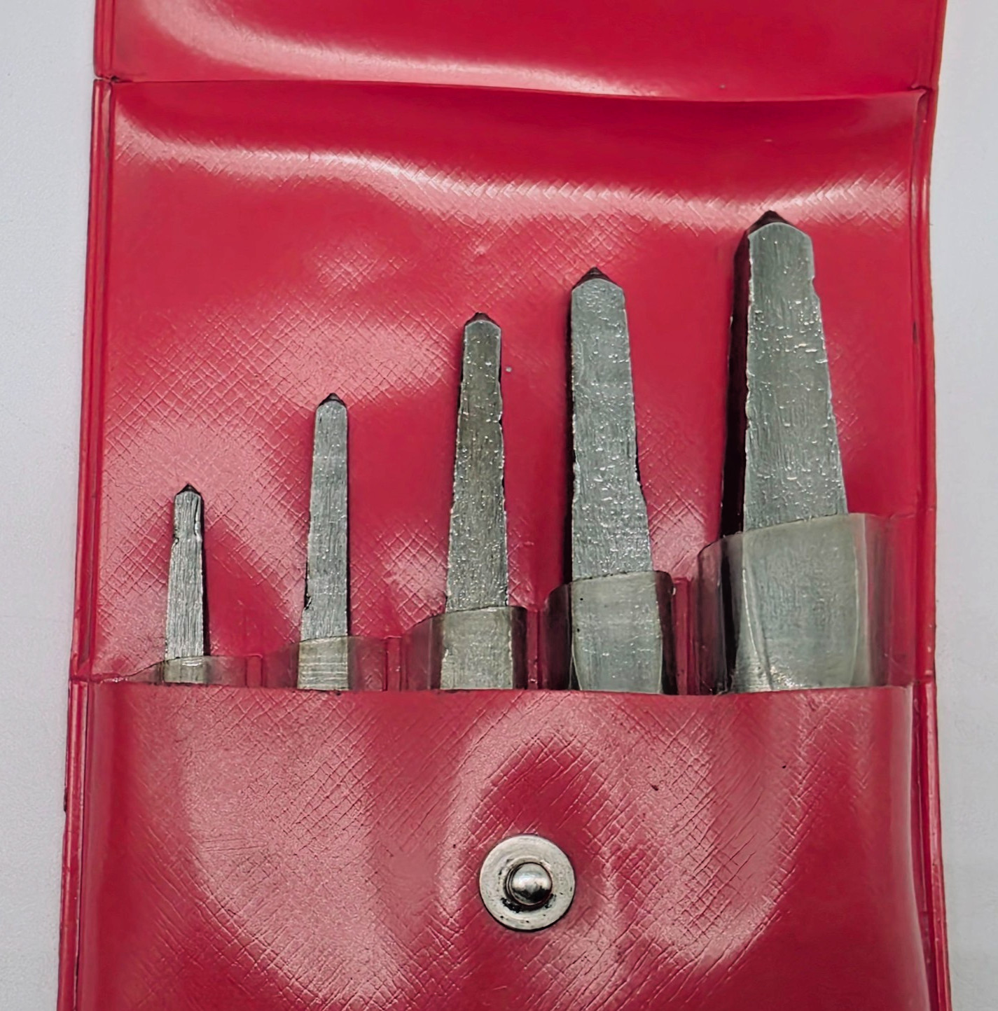 MAC Tools 5663ES 5 Piece Screw Extractor Set Size 1-5 Made in USA