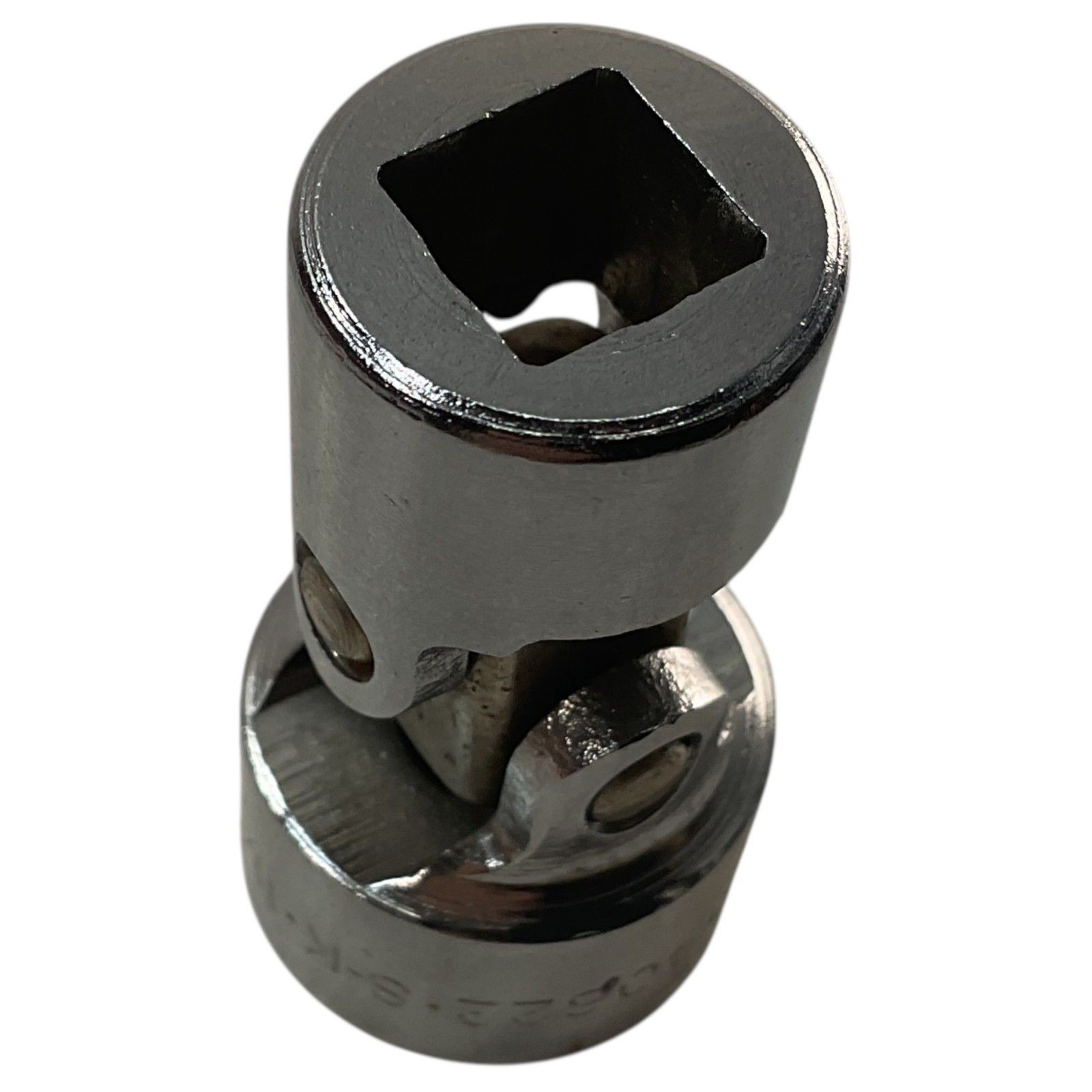 S-K Tools Universal Joint Socket 40622 11/16″ 6-Point 3/8″ Drive As Pictured USA
