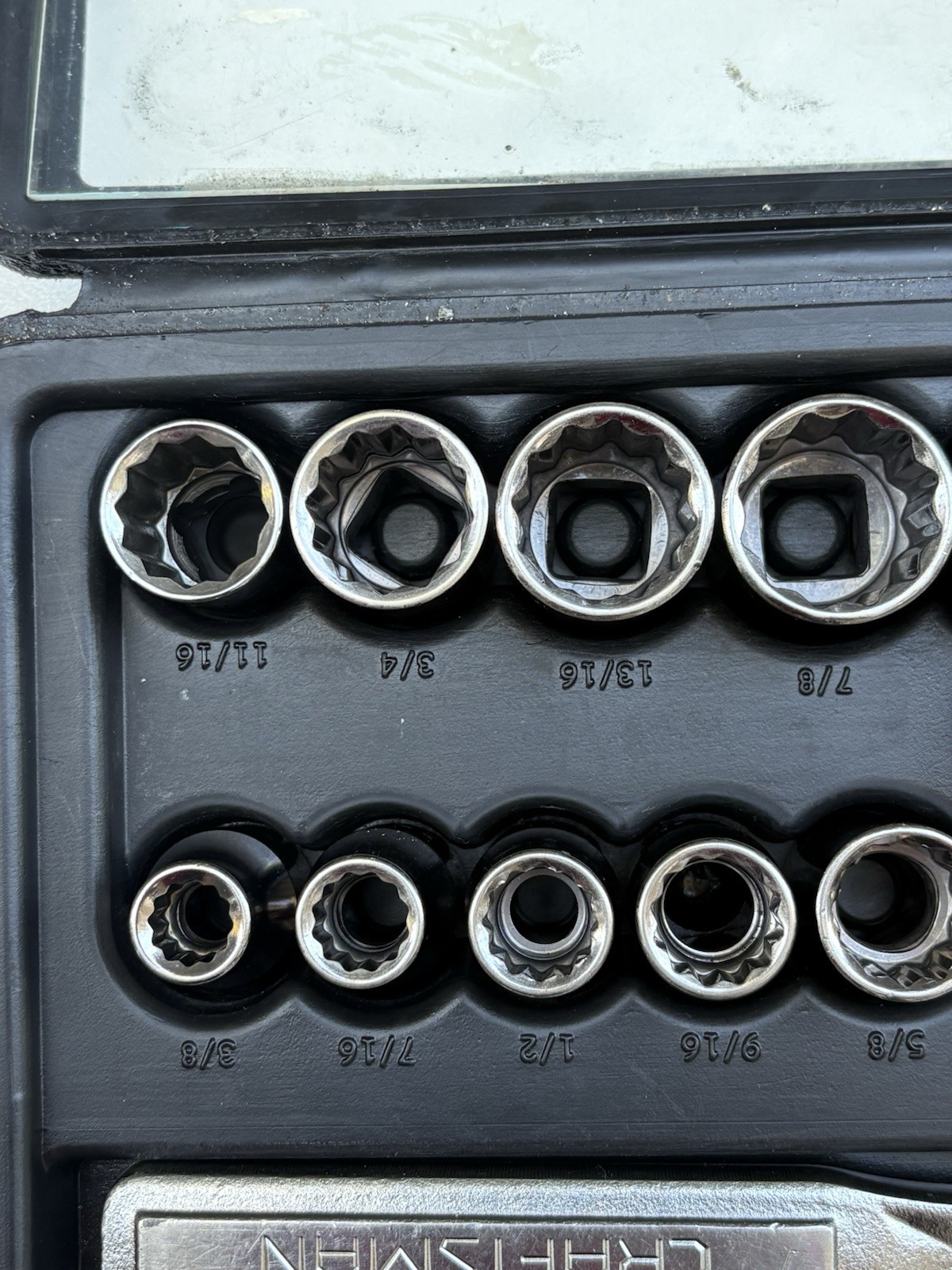 18pcs Vintage Craftsman 1/2” Ratchet ,Socket Set, 1w/ Spark Plug Sockets & Case