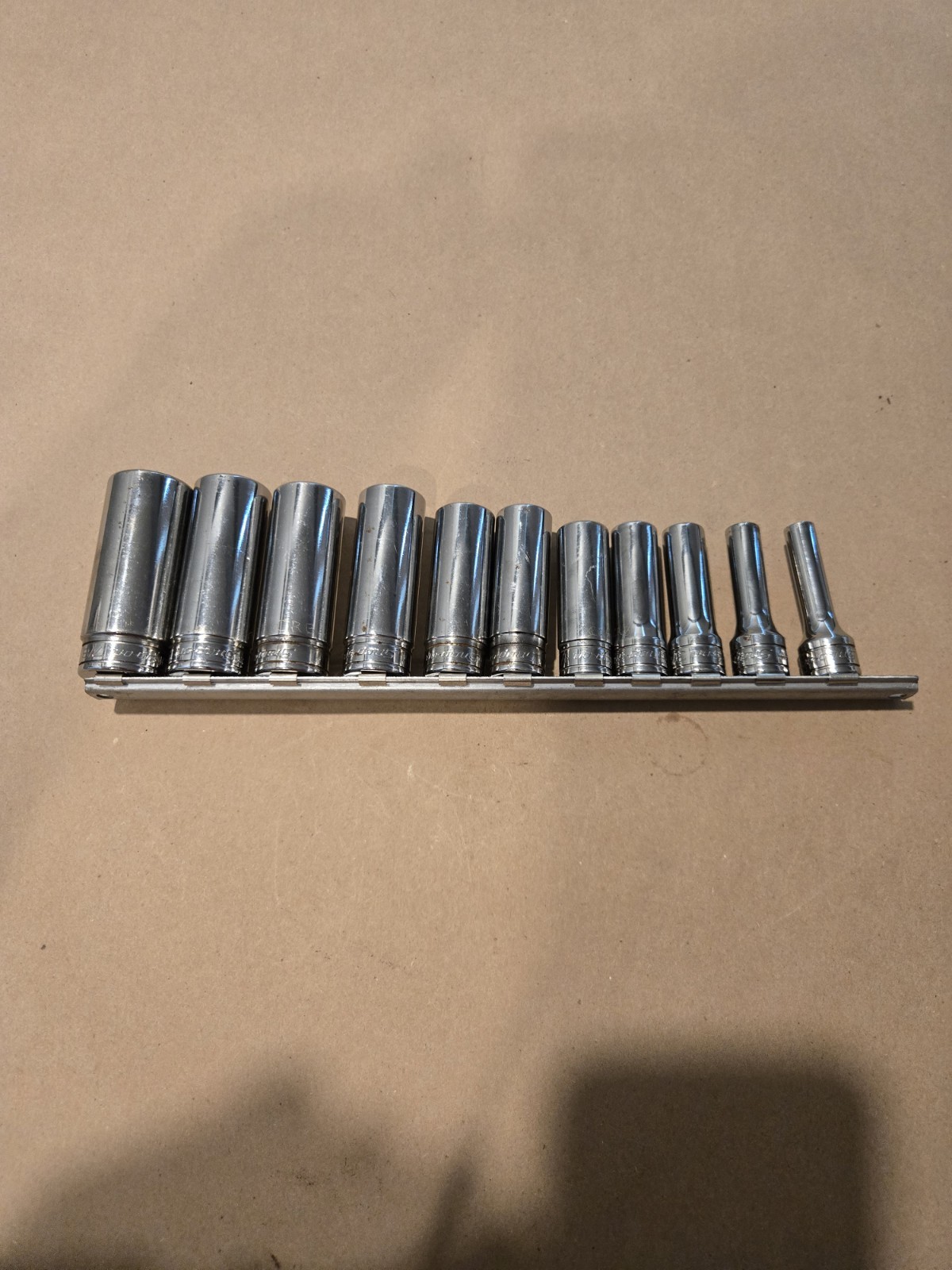 Snap On 3/8″ Drive 1/4″-7/8″ 6PT SAE Deep Chrome Sockets USA With Rack Lot Of 11