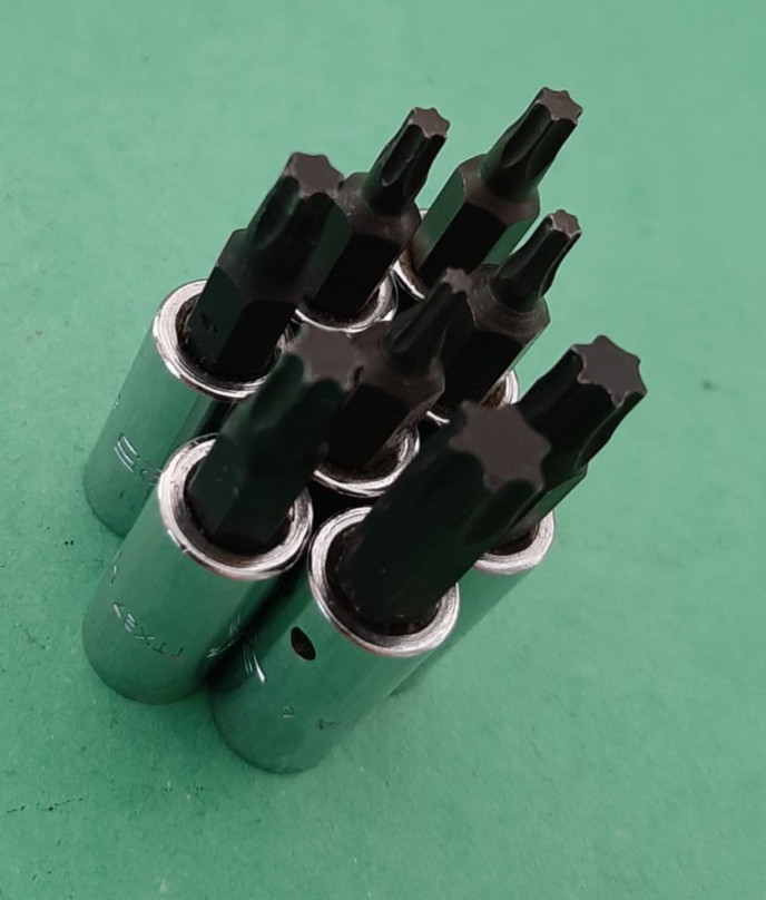 Snap-on USA 8pc 1/4” Drive Torx Bit Driver Socket Set T8 10 15 20 25 27 30 40