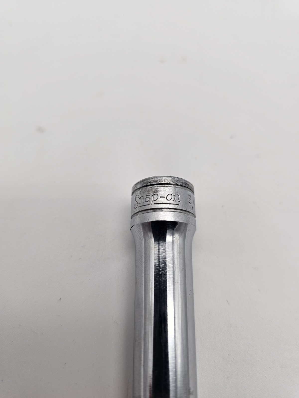 Snap On Tools 3/8″ Dr. 3/8″ 6Pt SAE Deep Chrome Socket SFS121 USA