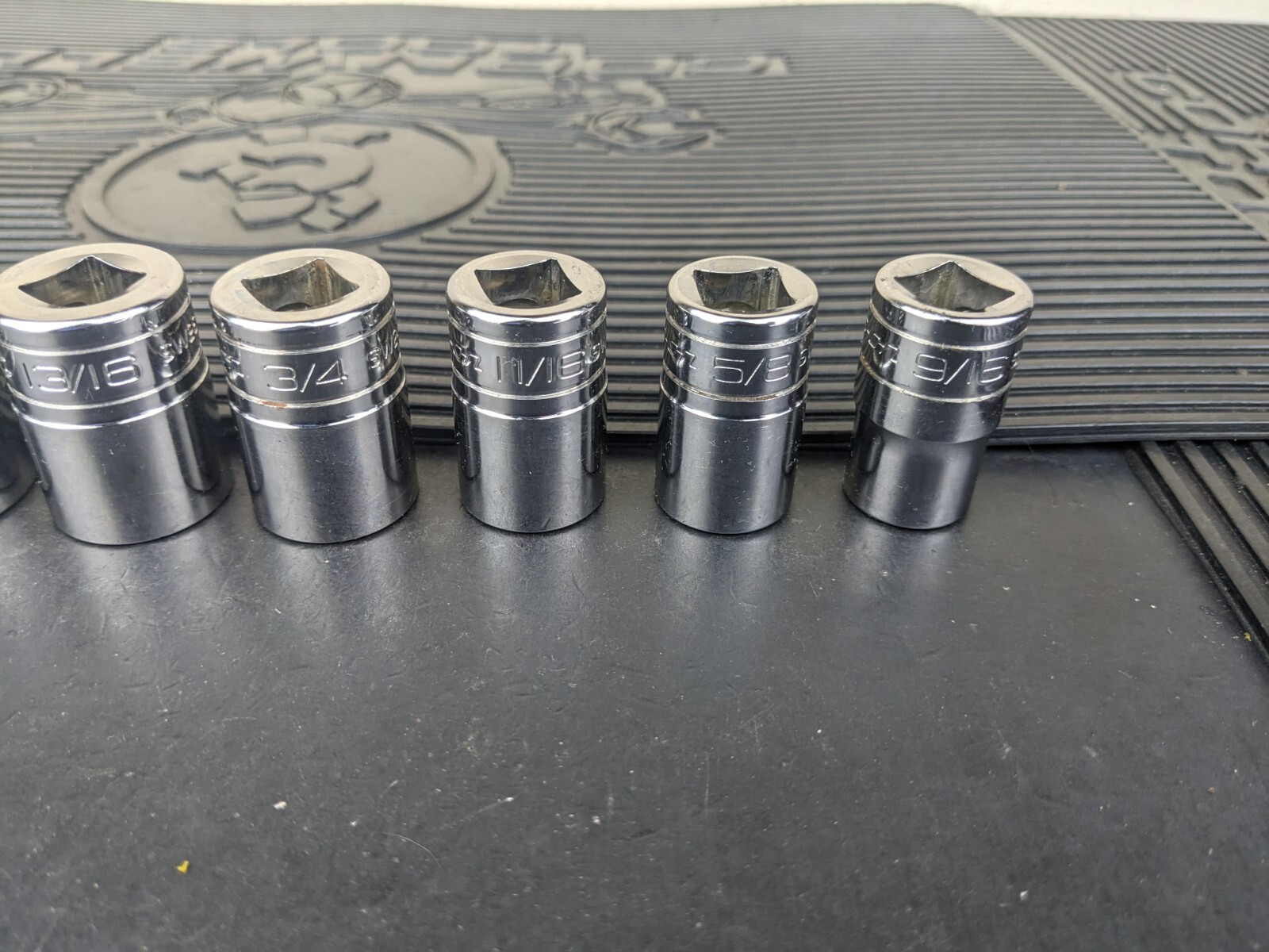 #av826 Snap-On Set 1/2″ Drive Socket Set 9/16″ to 1” SAE SW Series 12 Point
