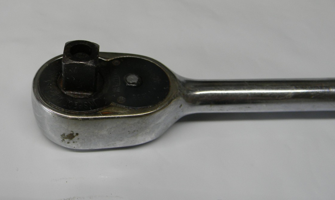 SNAP-ON 3/8″ DRIVE 7-1/2″ LONG STANDARD HANDLE QUICK RELEASE RATCHET #F723