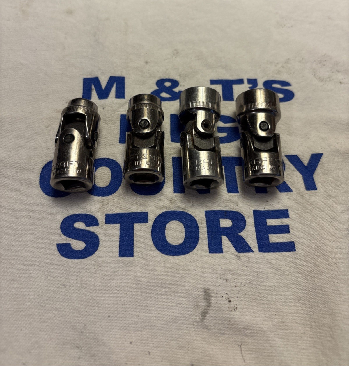 Craftsman USA 3/8″ Drive 4pc Metric 6pt Flex Head Socket Set 10, 12, 15 & 16mm
