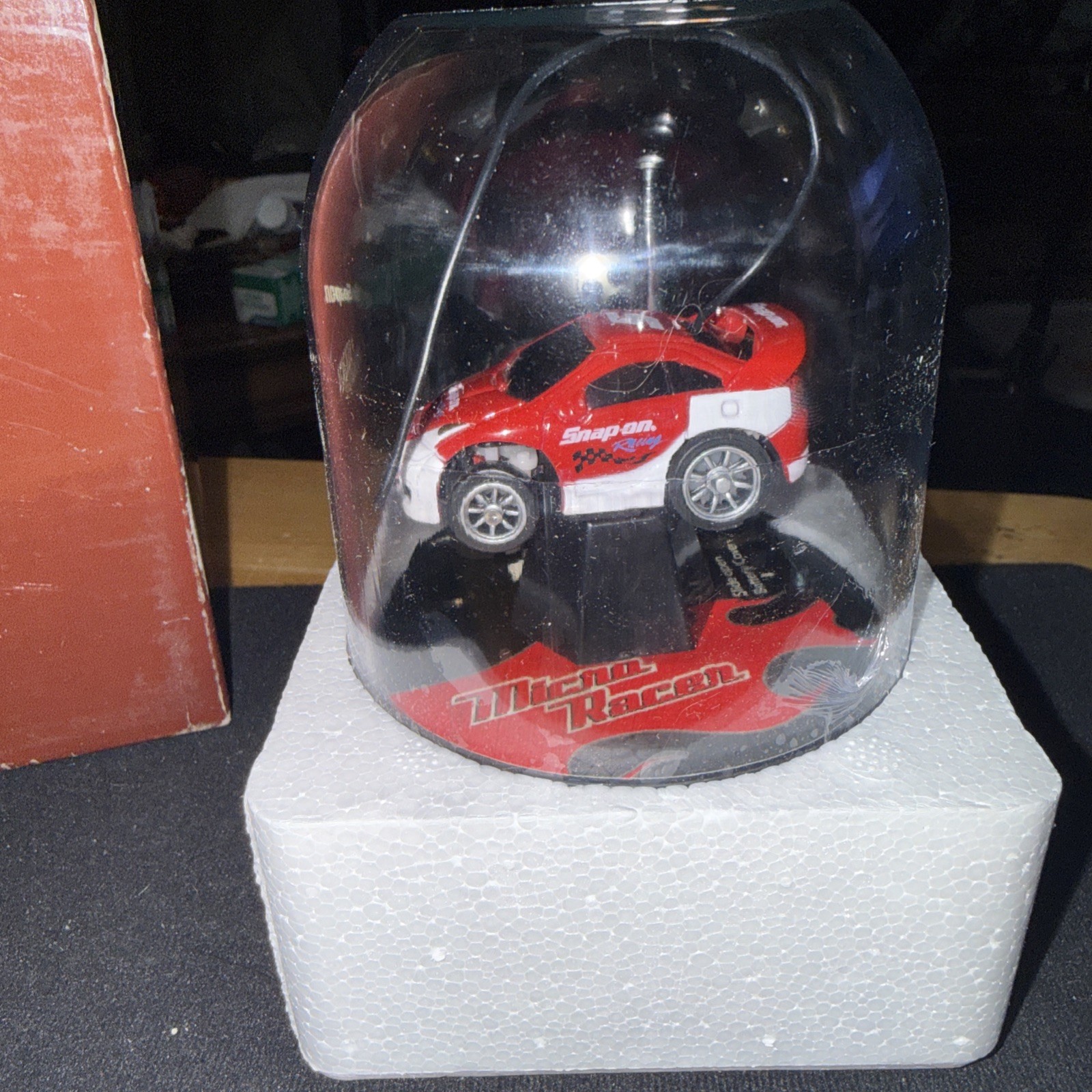 Snap-On Micro Race CAR SSX2424 New Old Stock Sealed Red/white