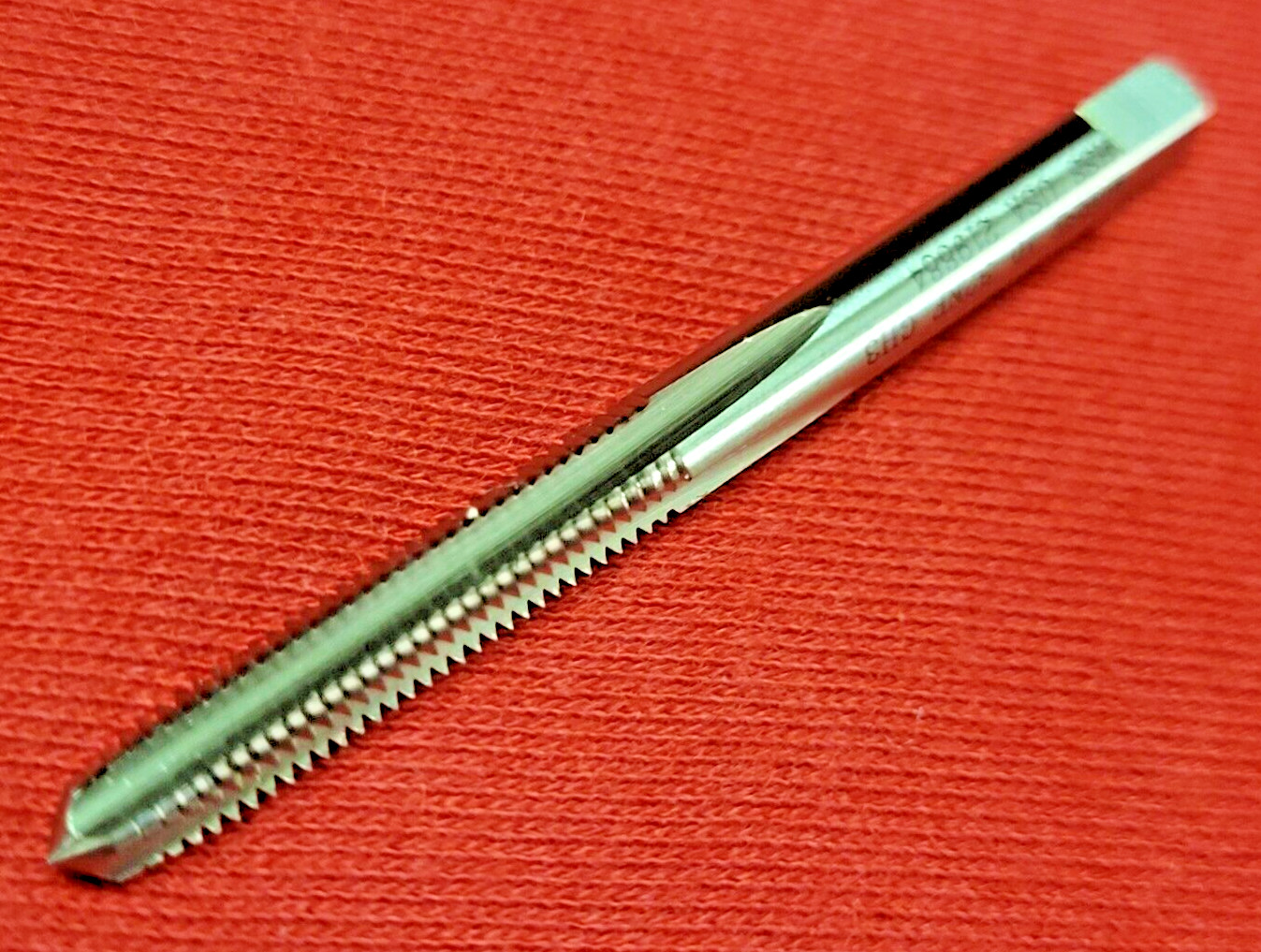 10-32 NF Plug Hand Tap HSS 4 Flute Morse MT3733753 USA 10/32
