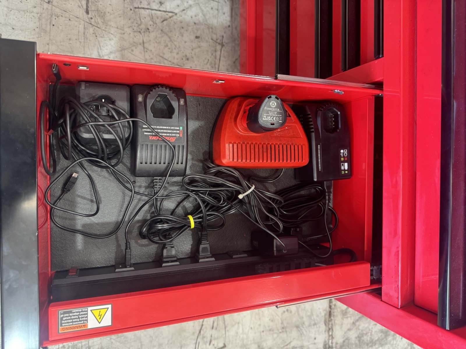 Red US General 56 in. x 22 in. Roll Cab, Series 3 and all tools. $6000 OBO