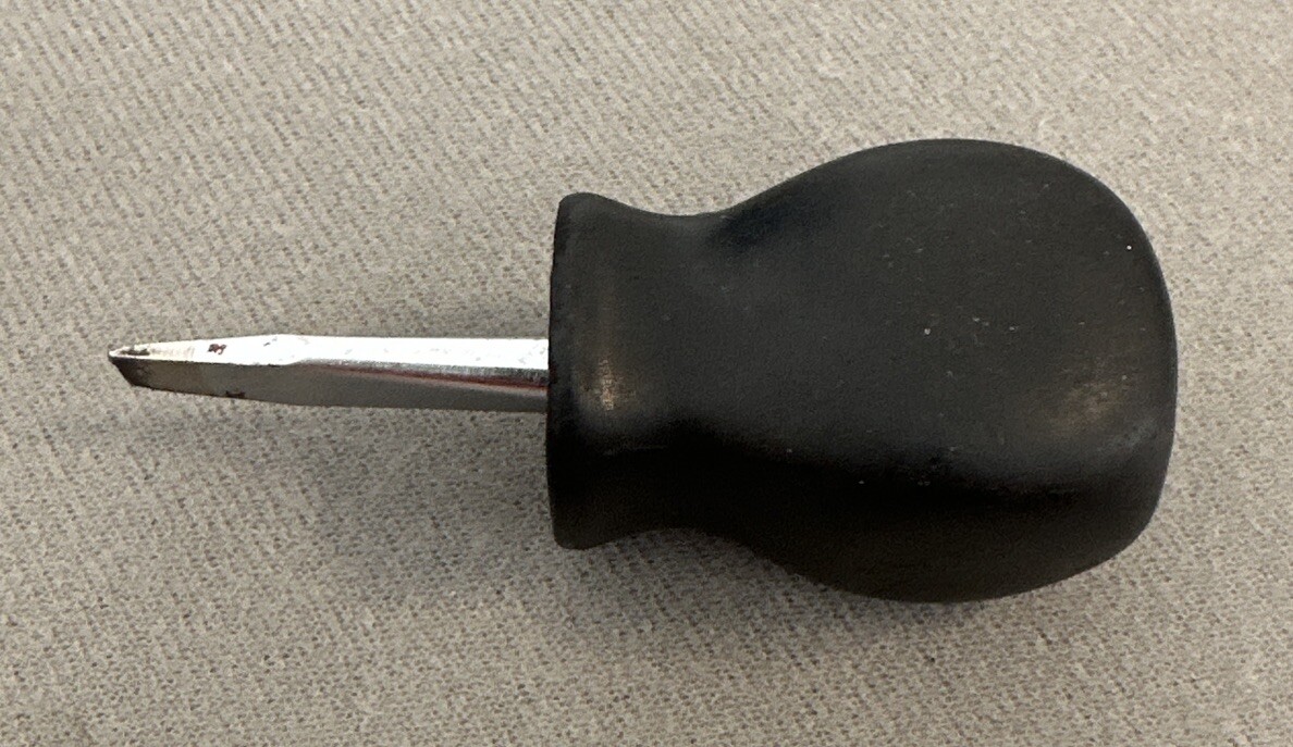 Snap On Tools USA SSD1 1/4″ Blade 1-1/4 inch Shank Stubby Screwdriver