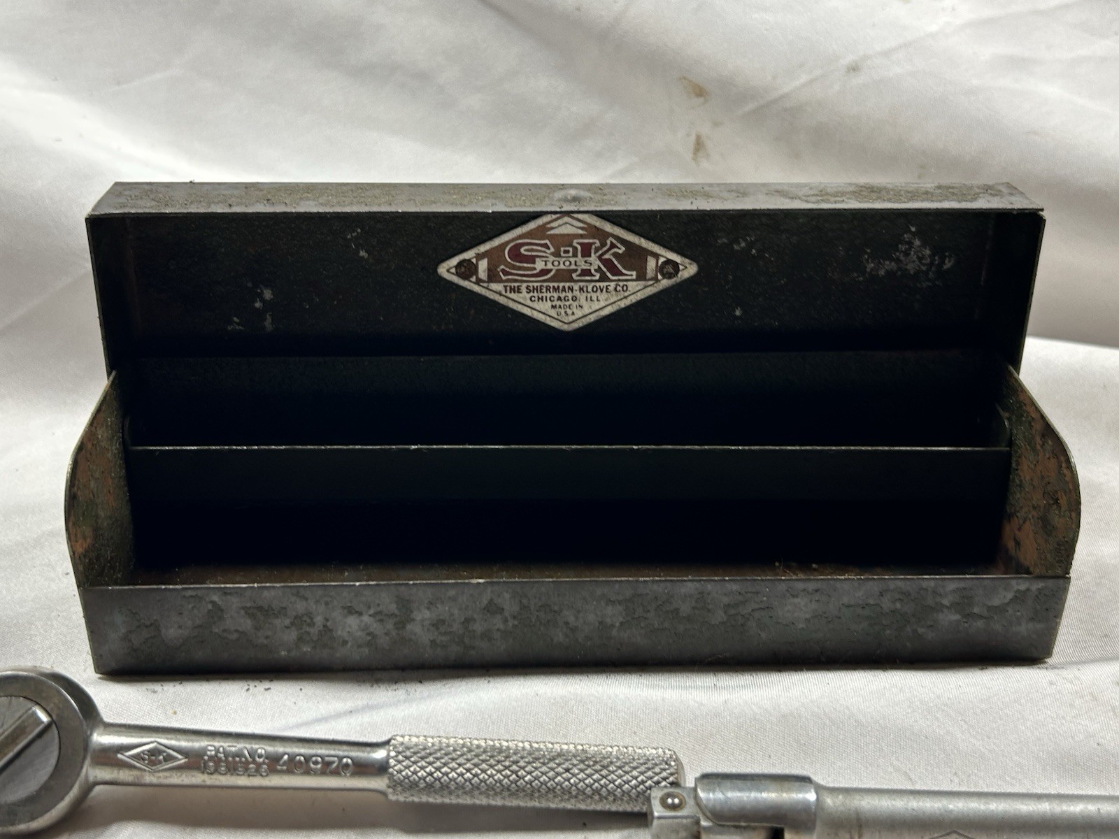 Vintage S-K Tools 1/4” Drive Ratchet SAE Socket Set 12 & 8pt Metal Box USA