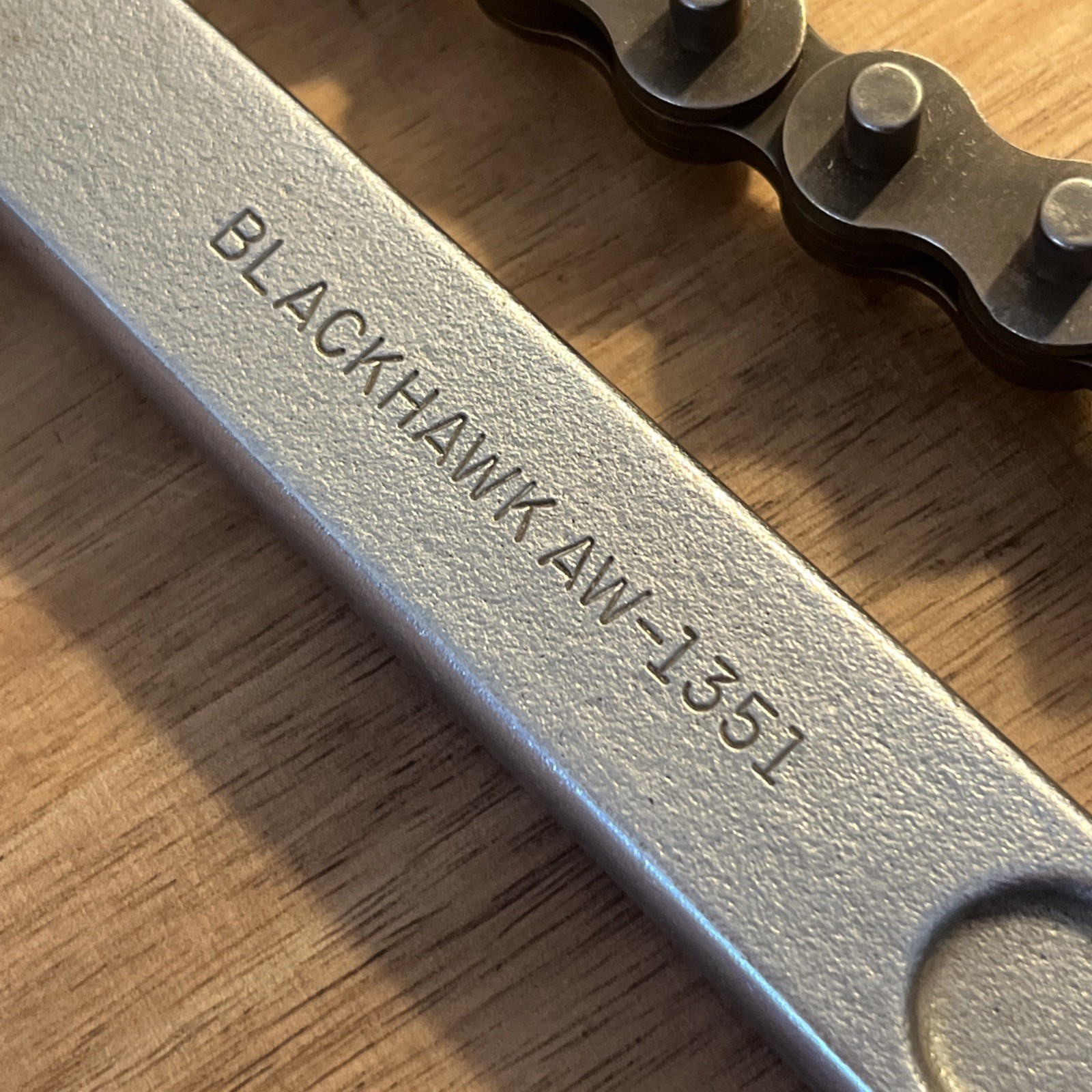 Blackhawk AW-1351 Chain Wrench Approx 4″ Capacity Handle 12 1/2 » Long