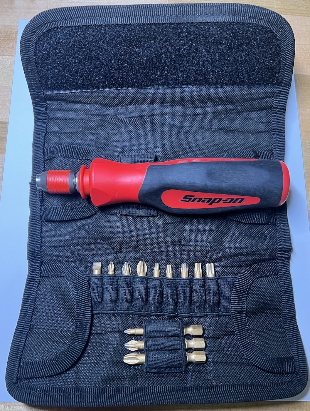 Snap-on SGDQ6 Spring Loaded Extending Screwdriver With Multi Bit Set And Case