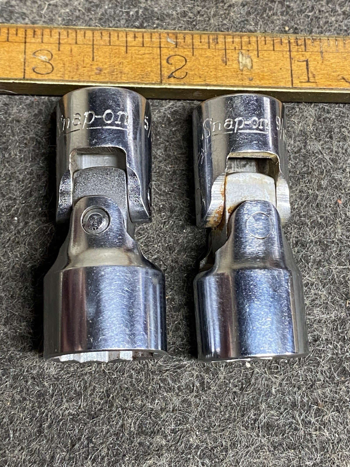 Snap-on 9/16″ , 5/8” Swivel Flex Sockets 3/8″ Dr 12 Pt FVU18 FVU20 USA