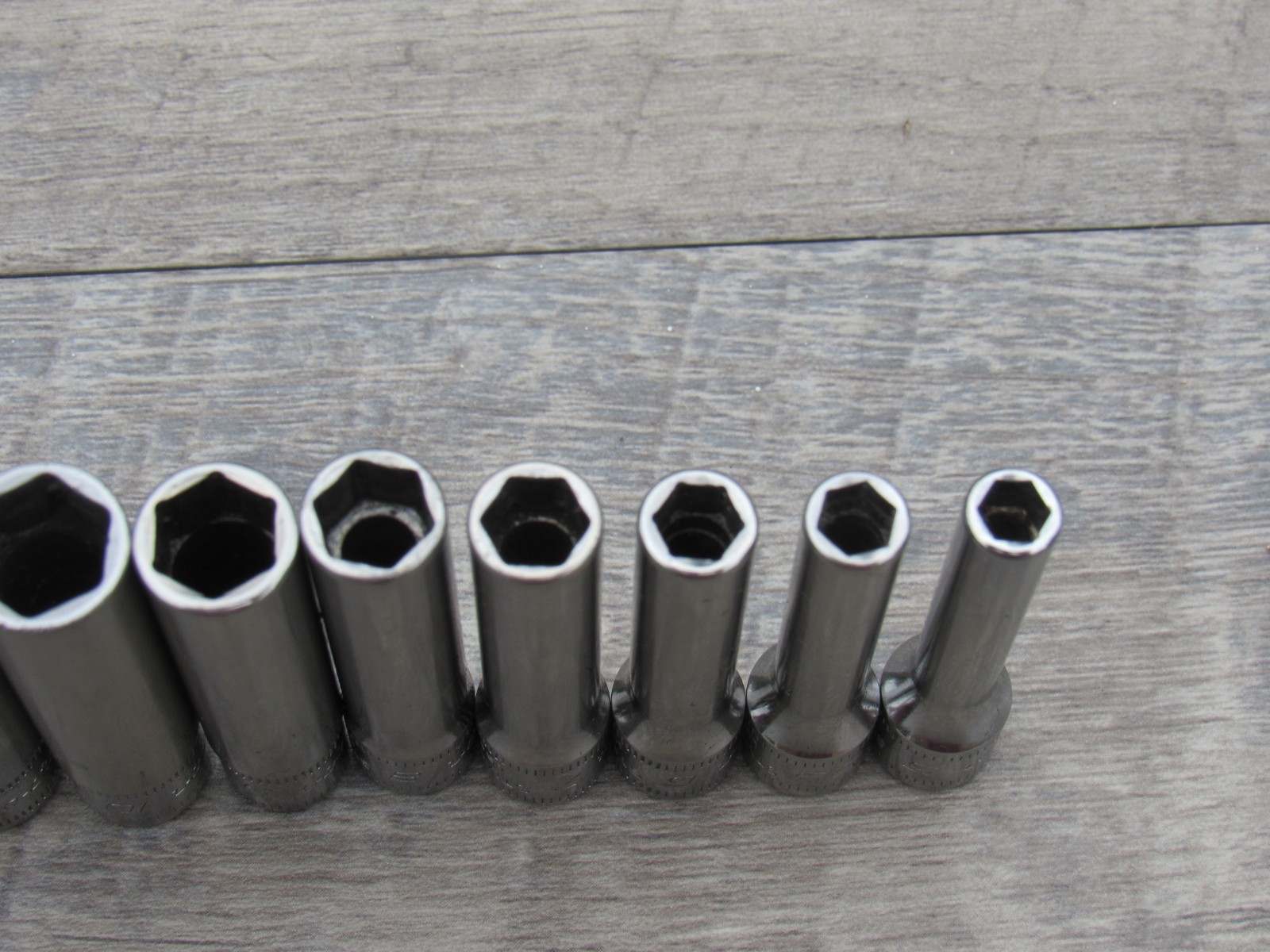 SNAP ON 12 PC 112STMMY 1/4″ METRIC 6 PT DEEP SOCKET SET 5MM – 15MMSTMM5 – STMM15