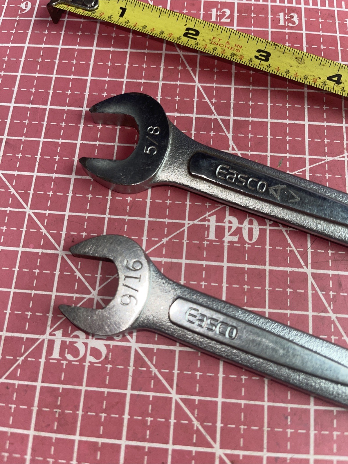 EASCO USA 5/8 & 9/16 In SAE 12 Point Combination Wrench Set 63118 63120 Print