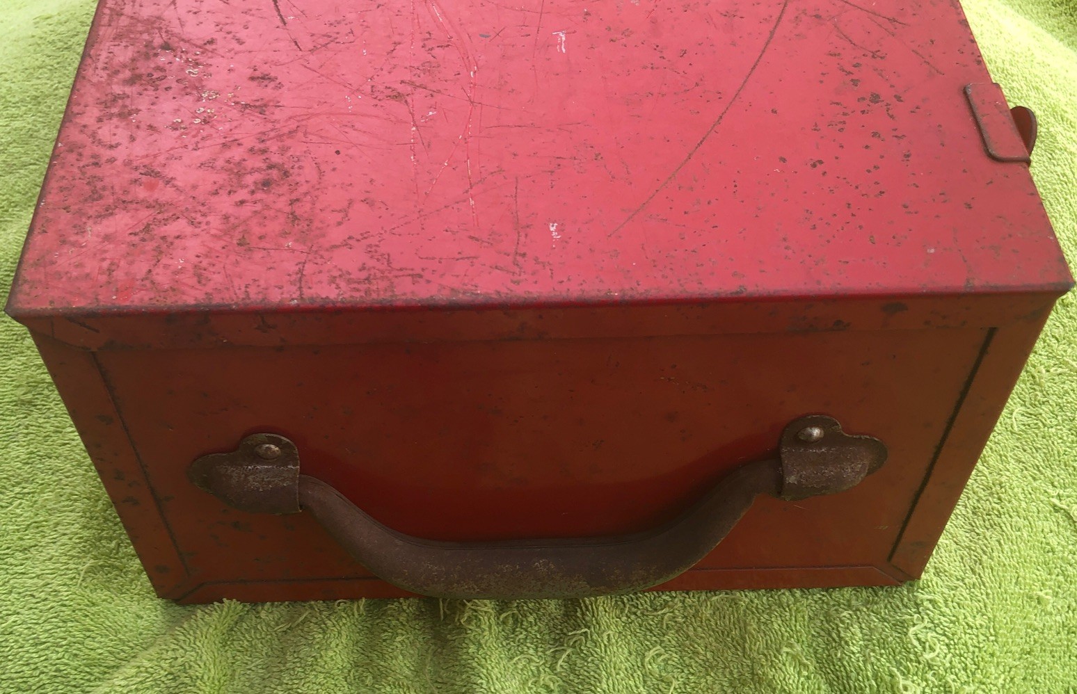 Vintage Snap-On Tools No. KRA-107 Metal Box With Hub Puller