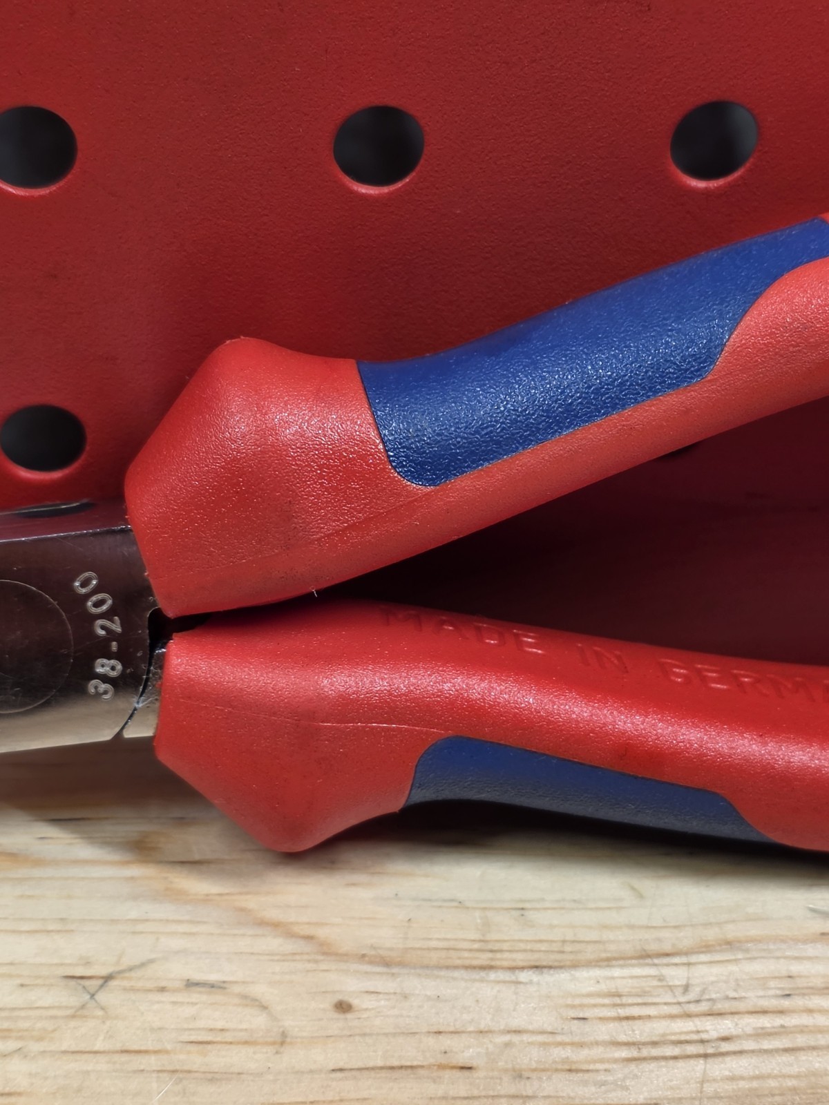 KNIPEX 38 35 200 NICE 8″ Long Nose Mechanic S-Shaped Pliers