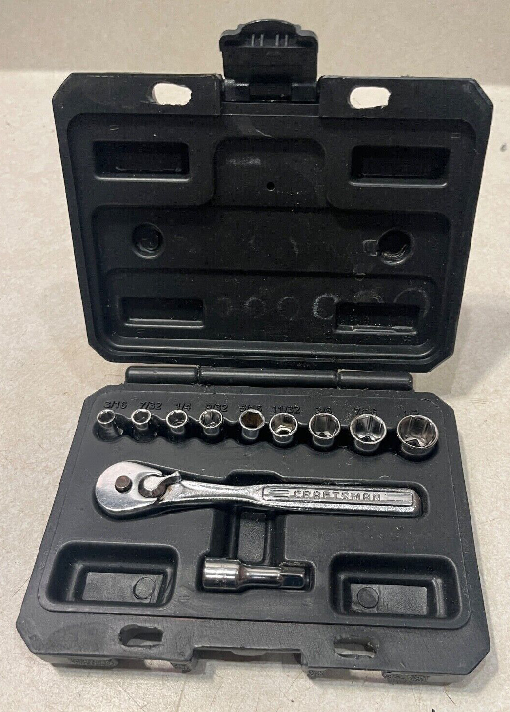 Craftsman 9-34860 SAE 11 Pc 1/4” Drive Socket & Ratchet Wrench Set