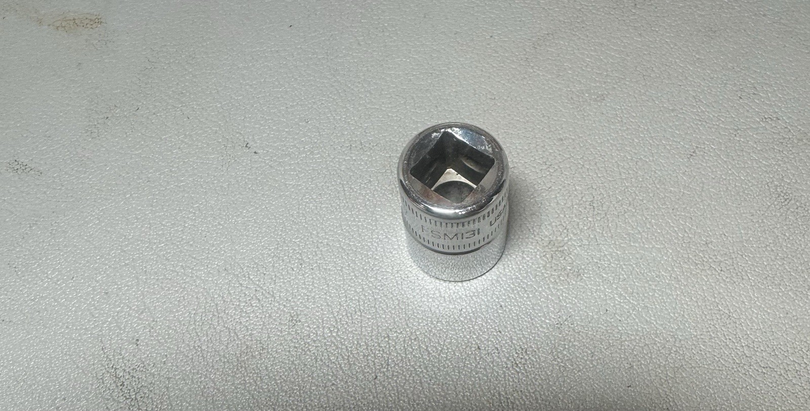 Snap-on 3/8″ Drive 13mm Metric 6 Point Shallow Chrome Socket FSM131